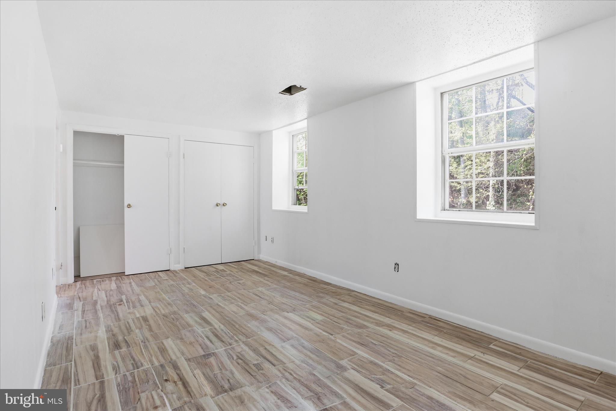 HYATTSVILLE - Residential