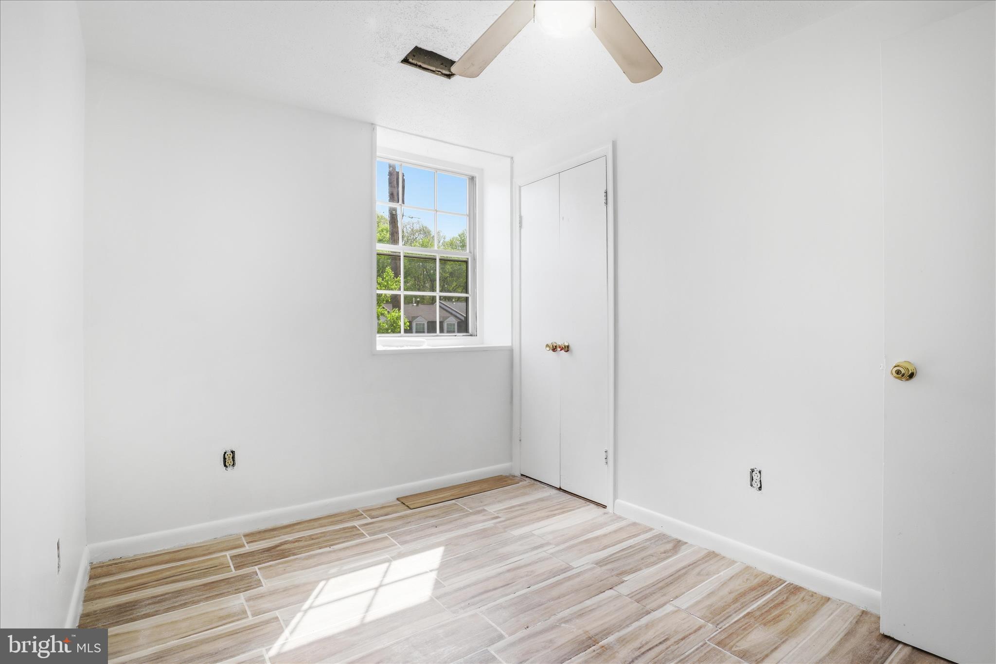 HYATTSVILLE - Residential