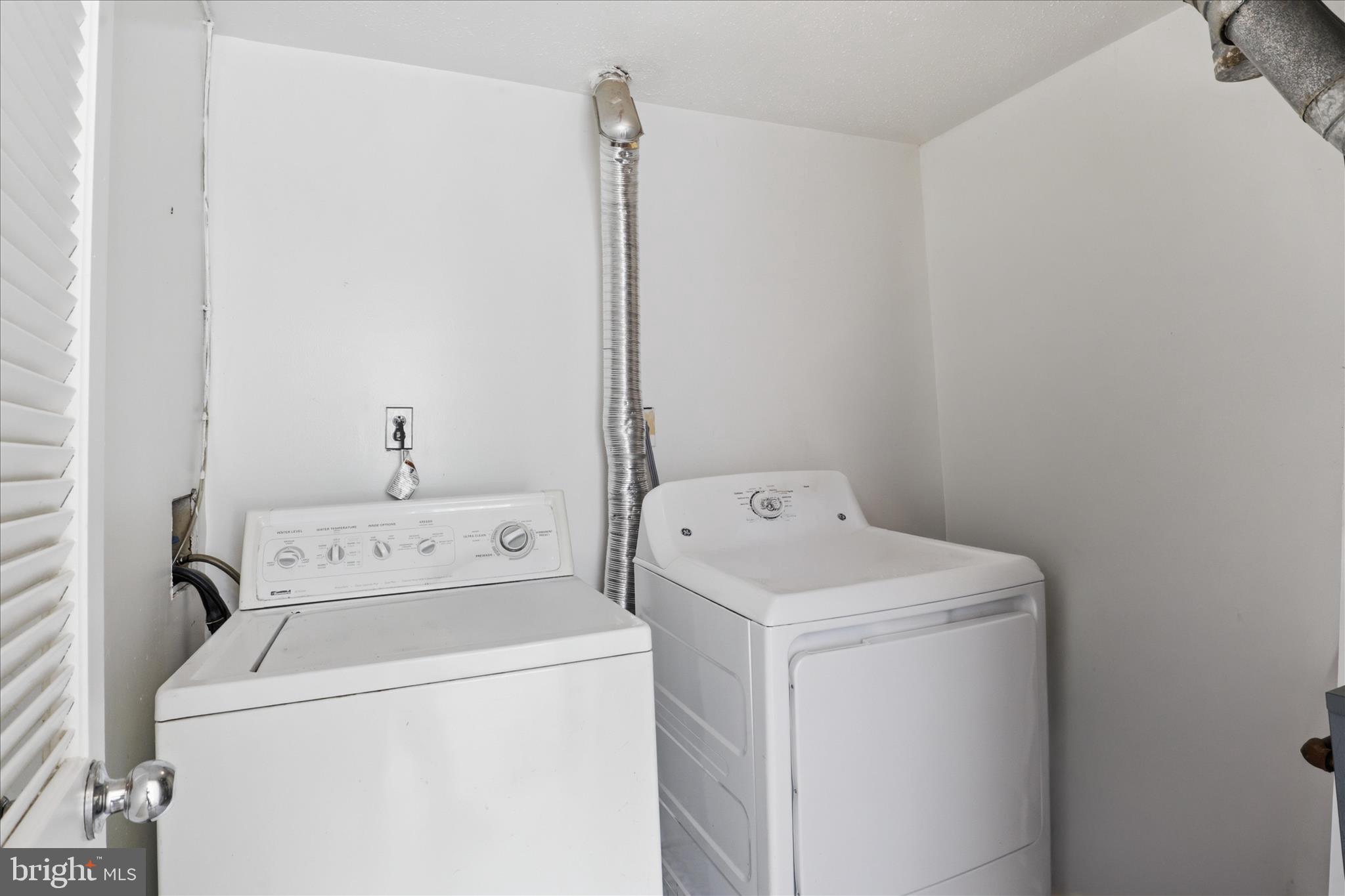 HYATTSVILLE - Residential