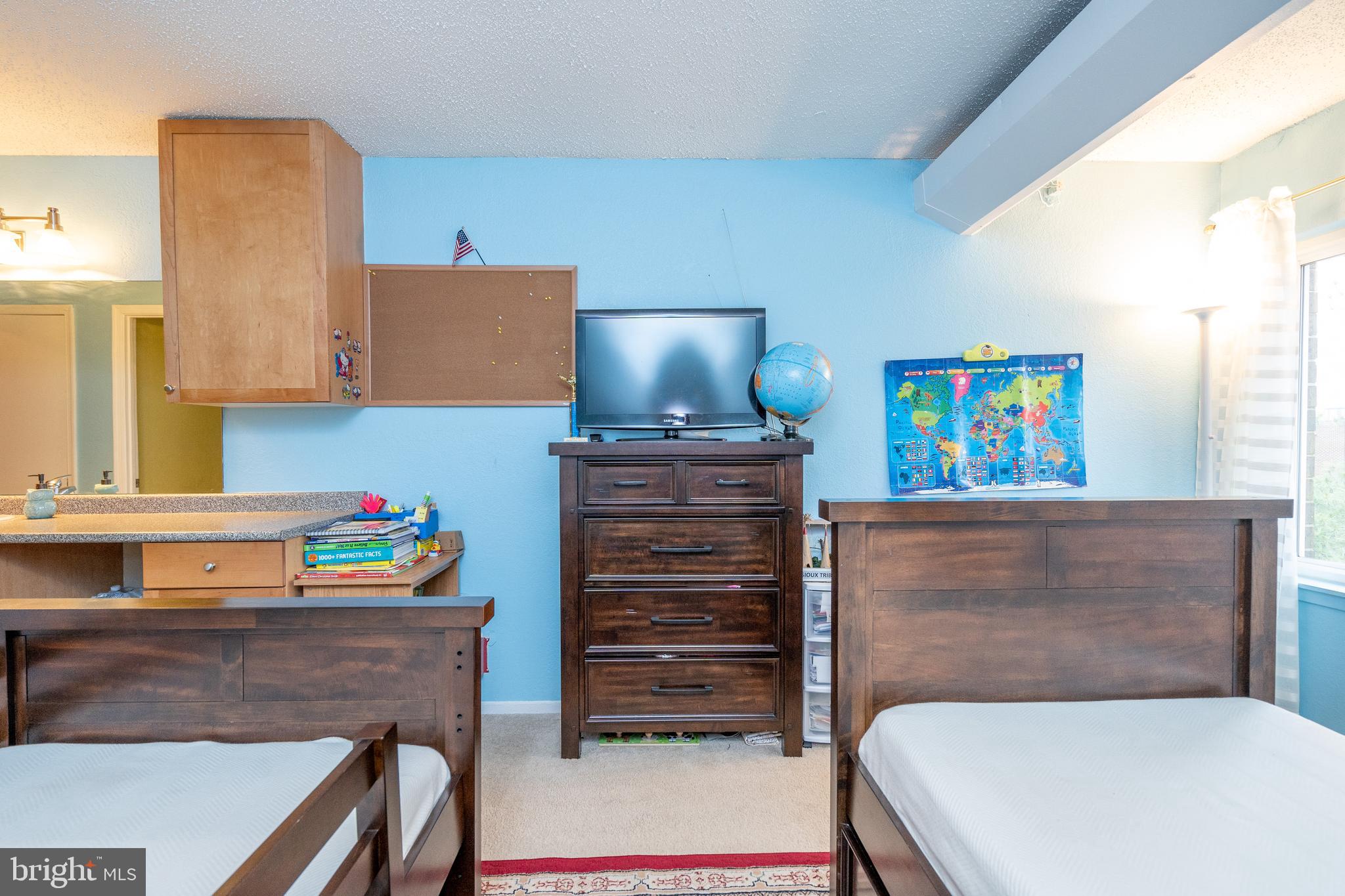 EOS TWENTY-ONE - Residential