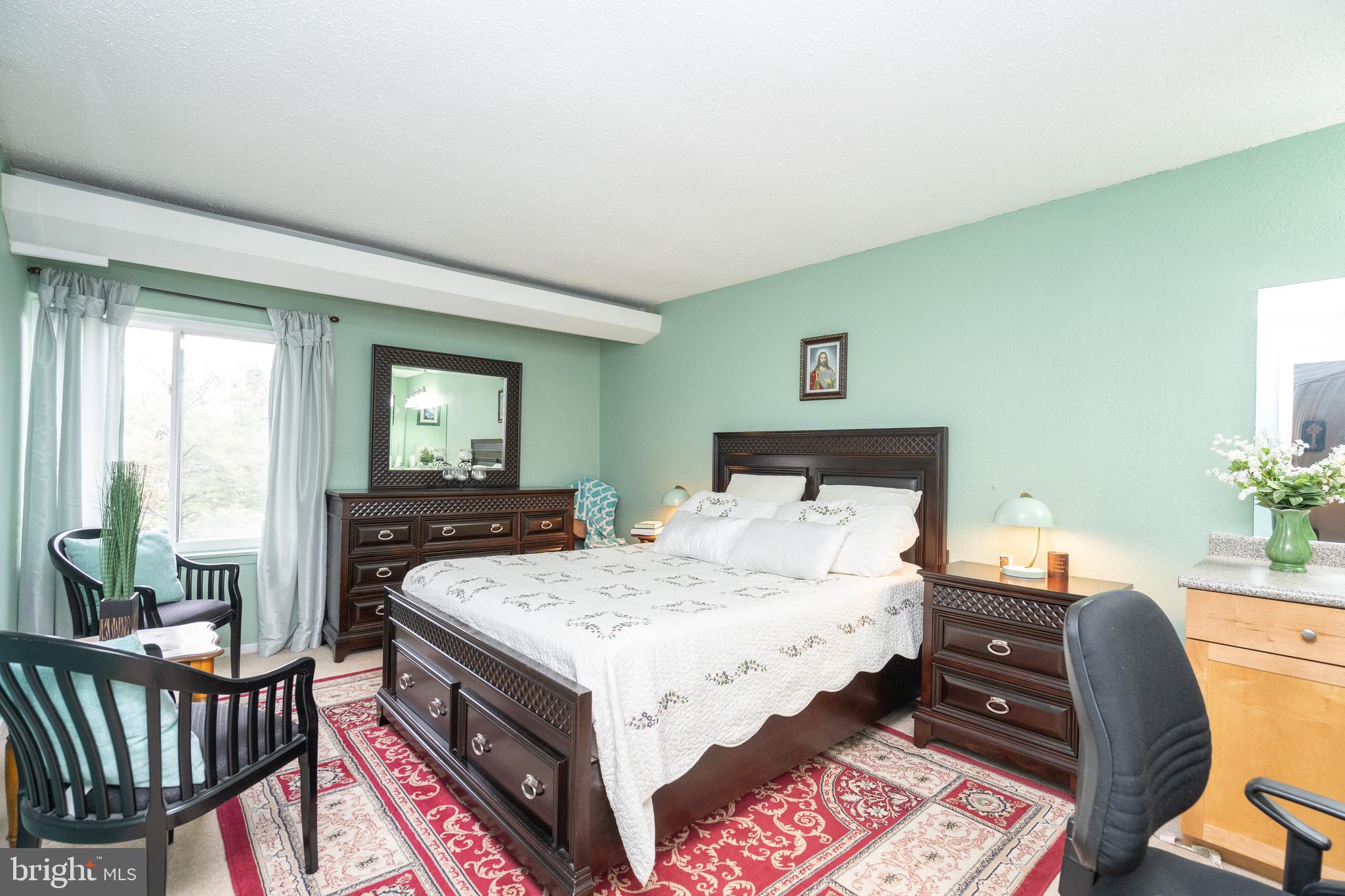 EOS TWENTY-ONE - Residential