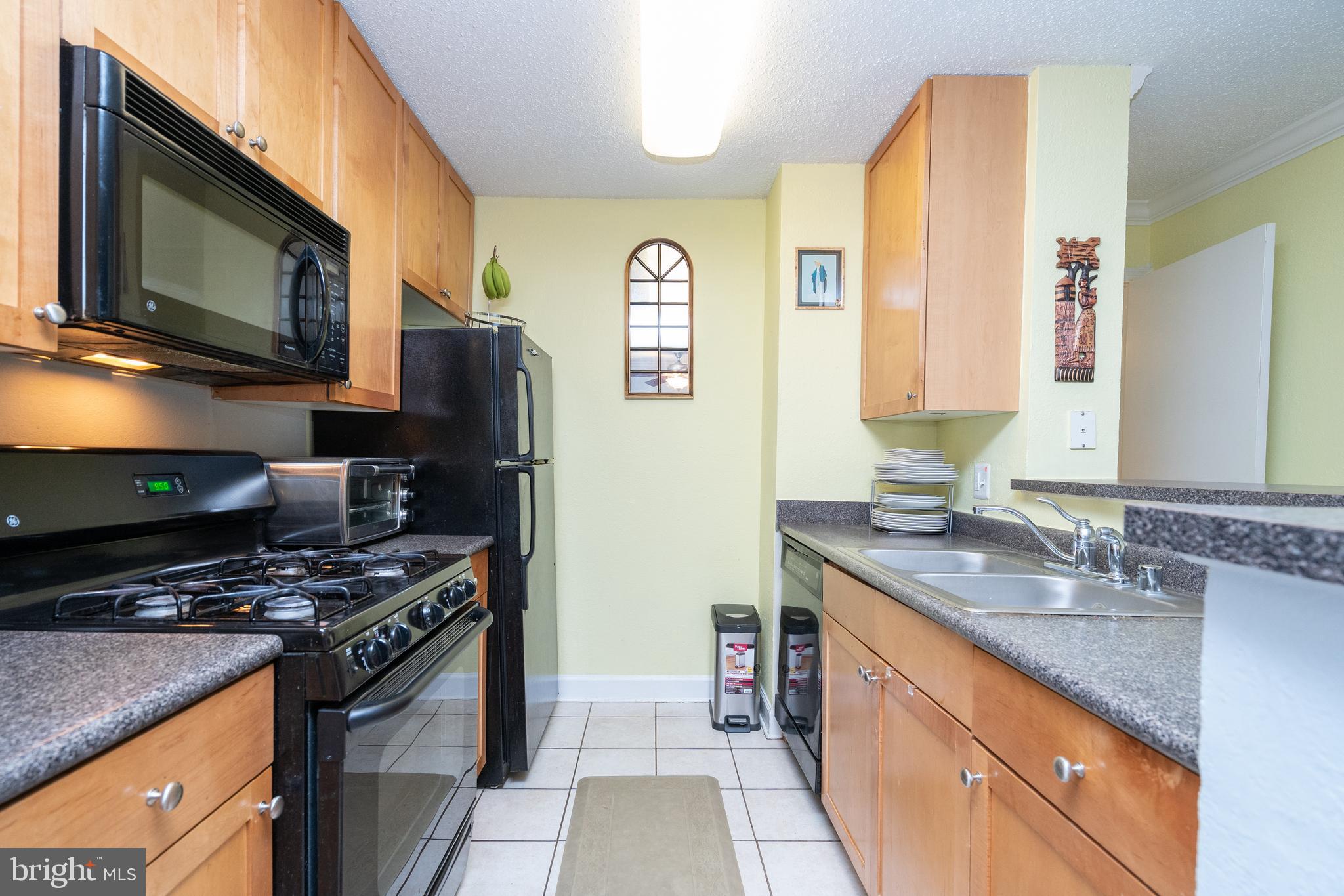 EOS TWENTY-ONE - Residential