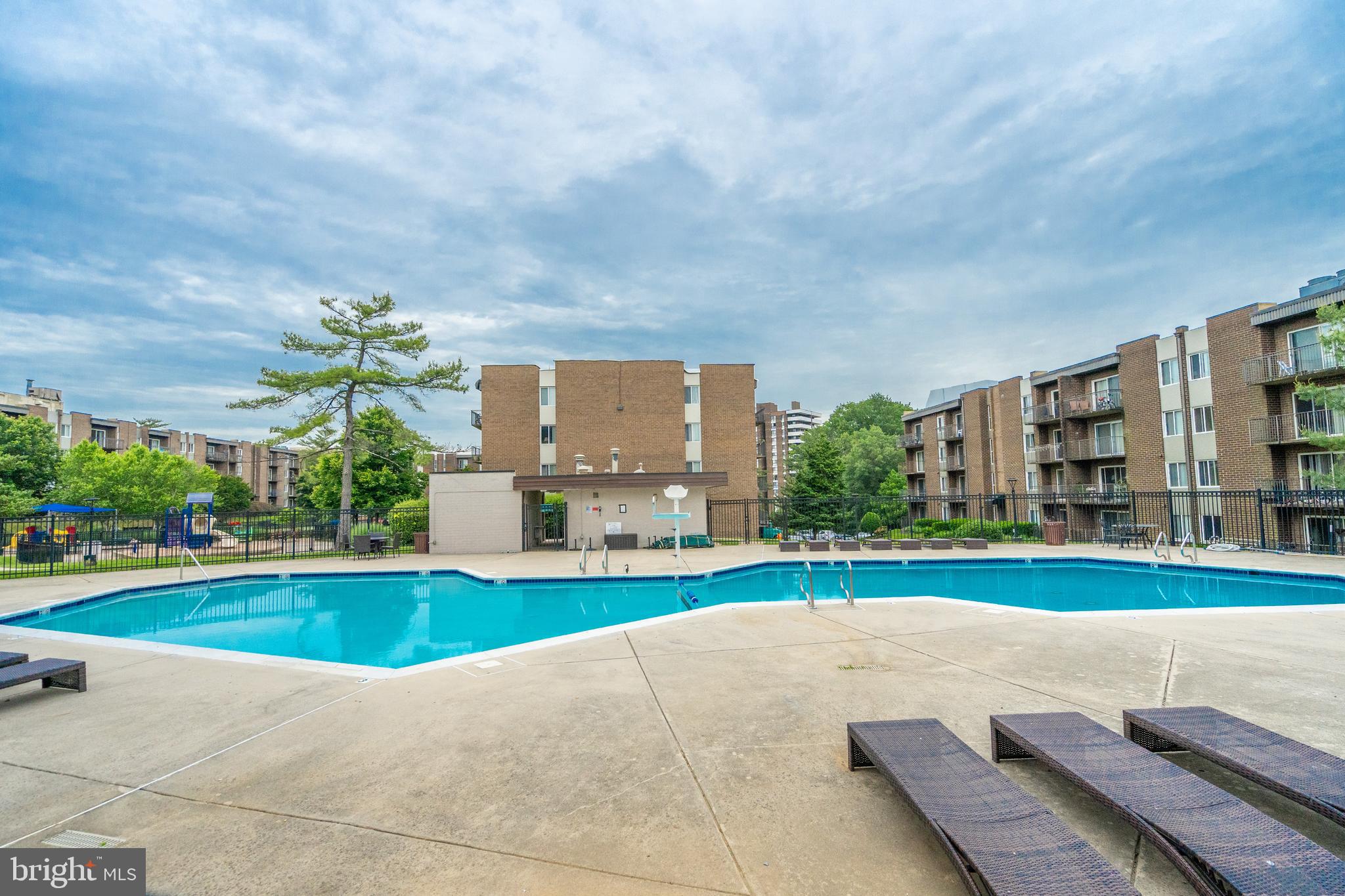 EOS TWENTY-ONE - Residential