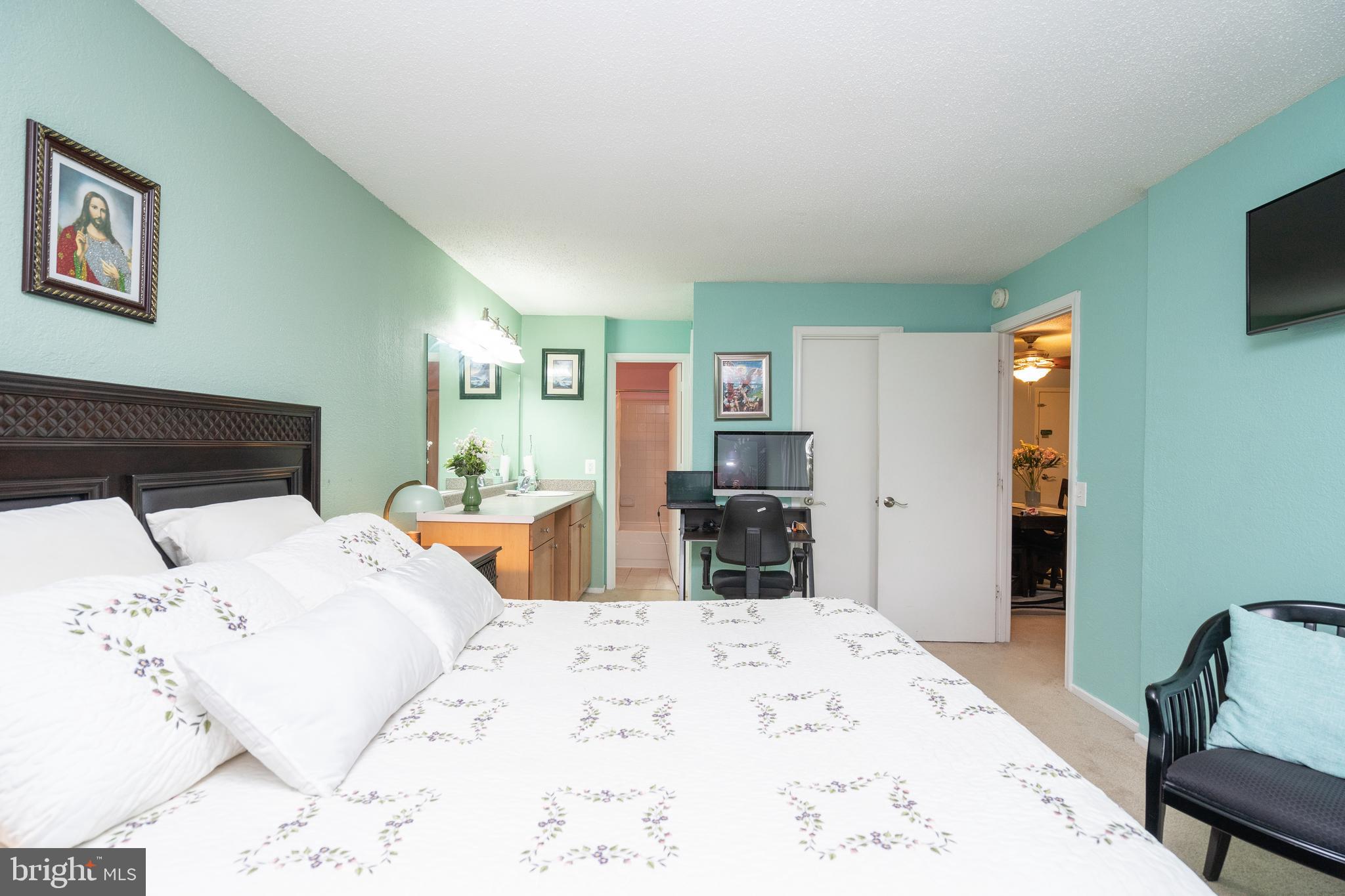 EOS TWENTY-ONE - Residential