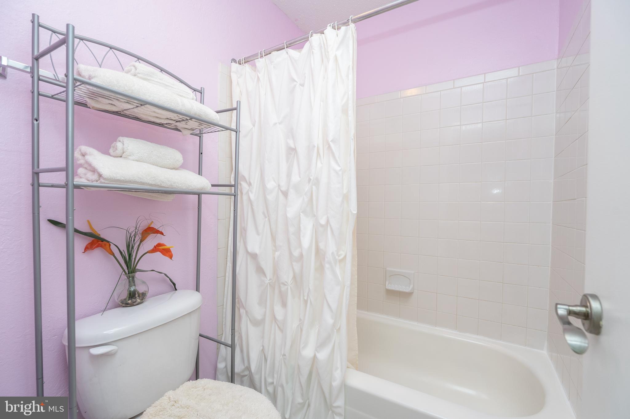 EOS TWENTY-ONE - Residential