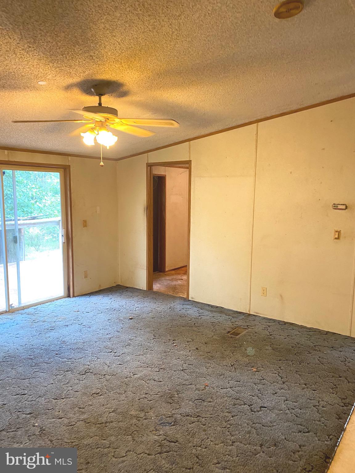 WOODLAND ESTATES - Residential