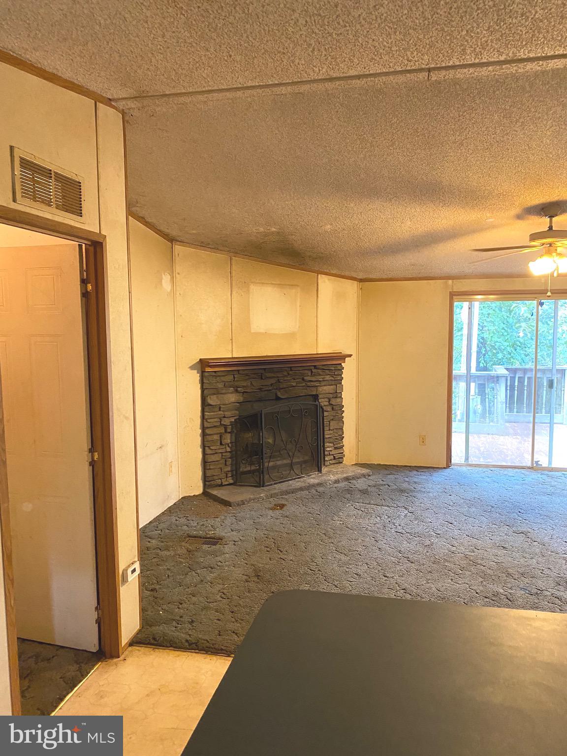 WOODLAND ESTATES - Residential