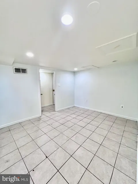 500 26th Street S, Arlington, VA MLS: VAAR2054410