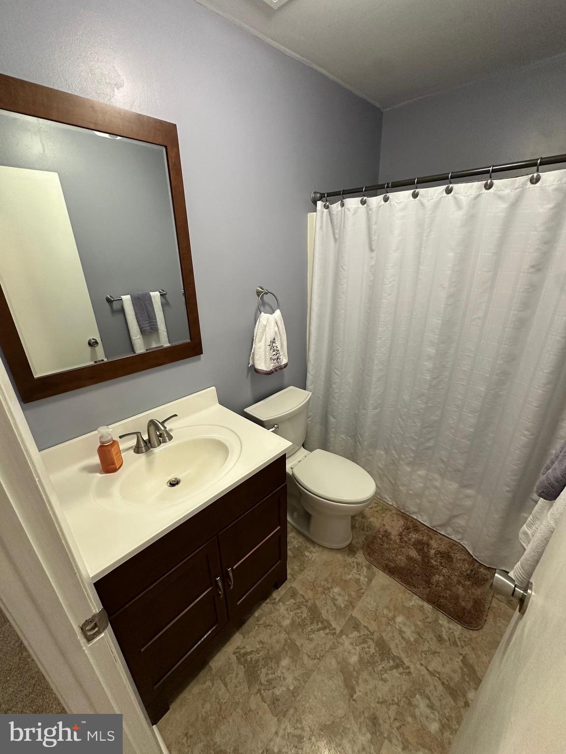 WILLOW KNOLL - Residential