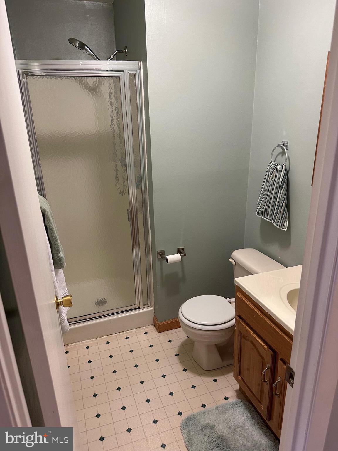 WILLOW KNOLL - Residential