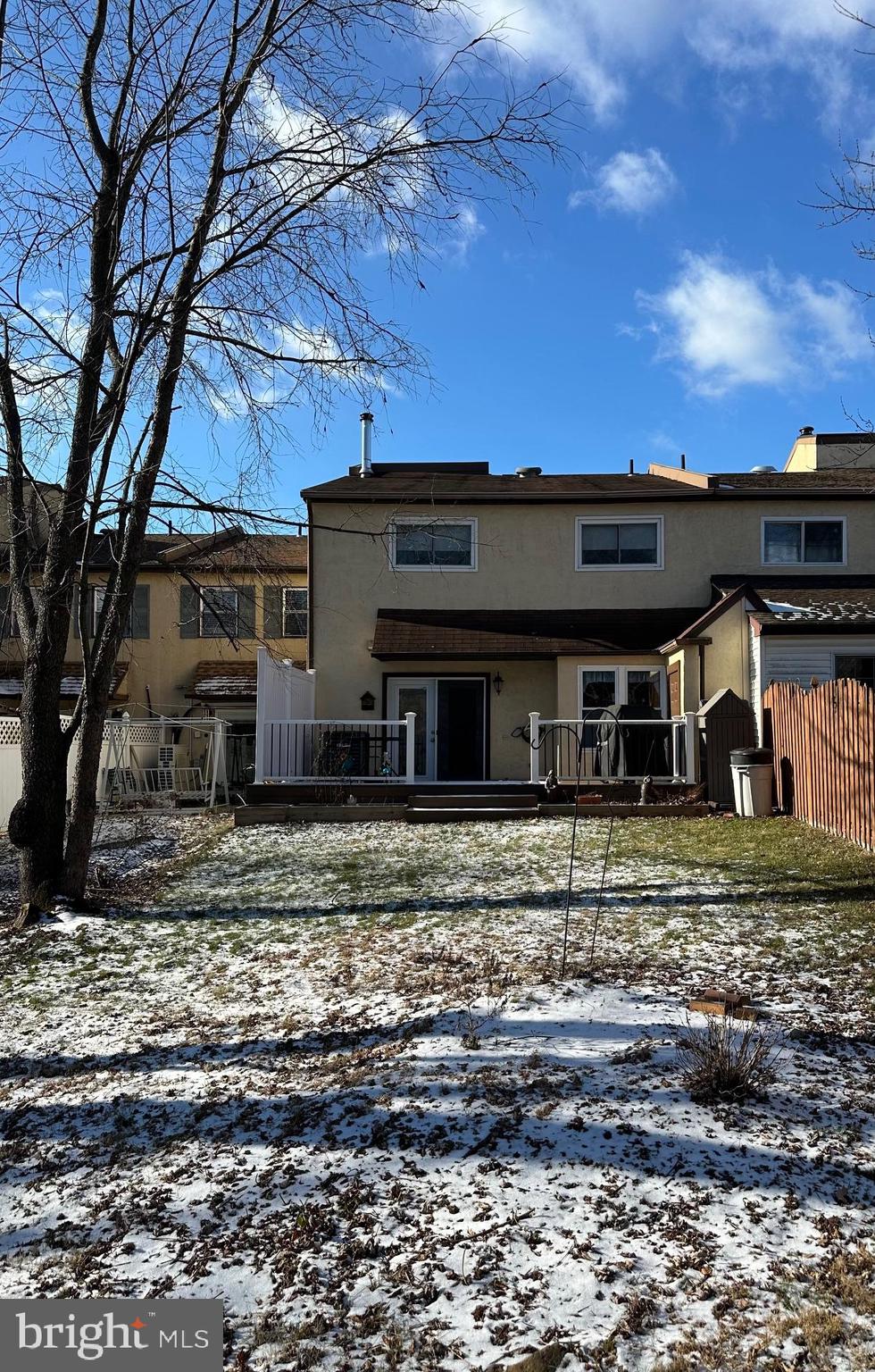 WILLOW KNOLL - Residential