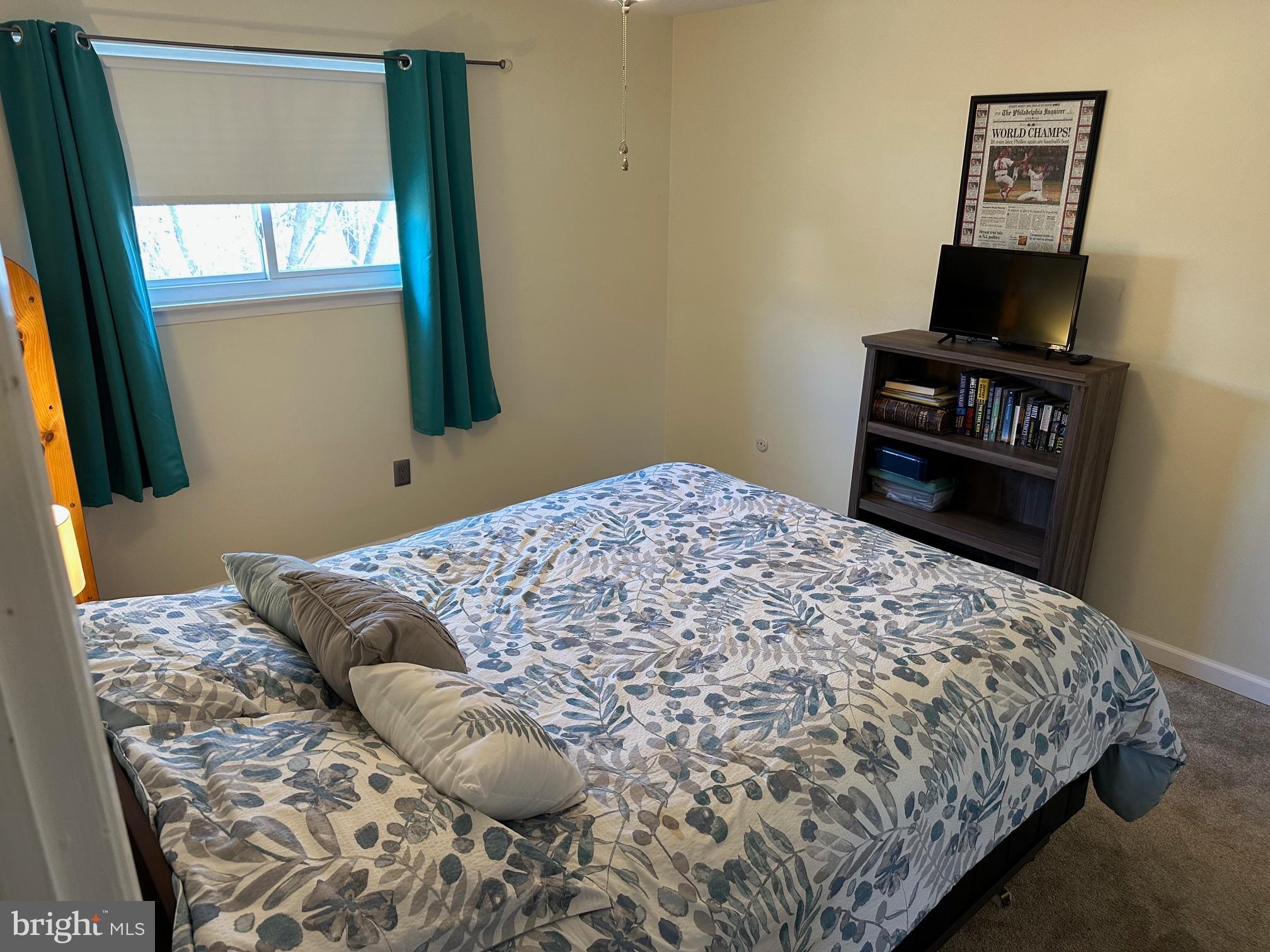 WILLOW KNOLL - Residential