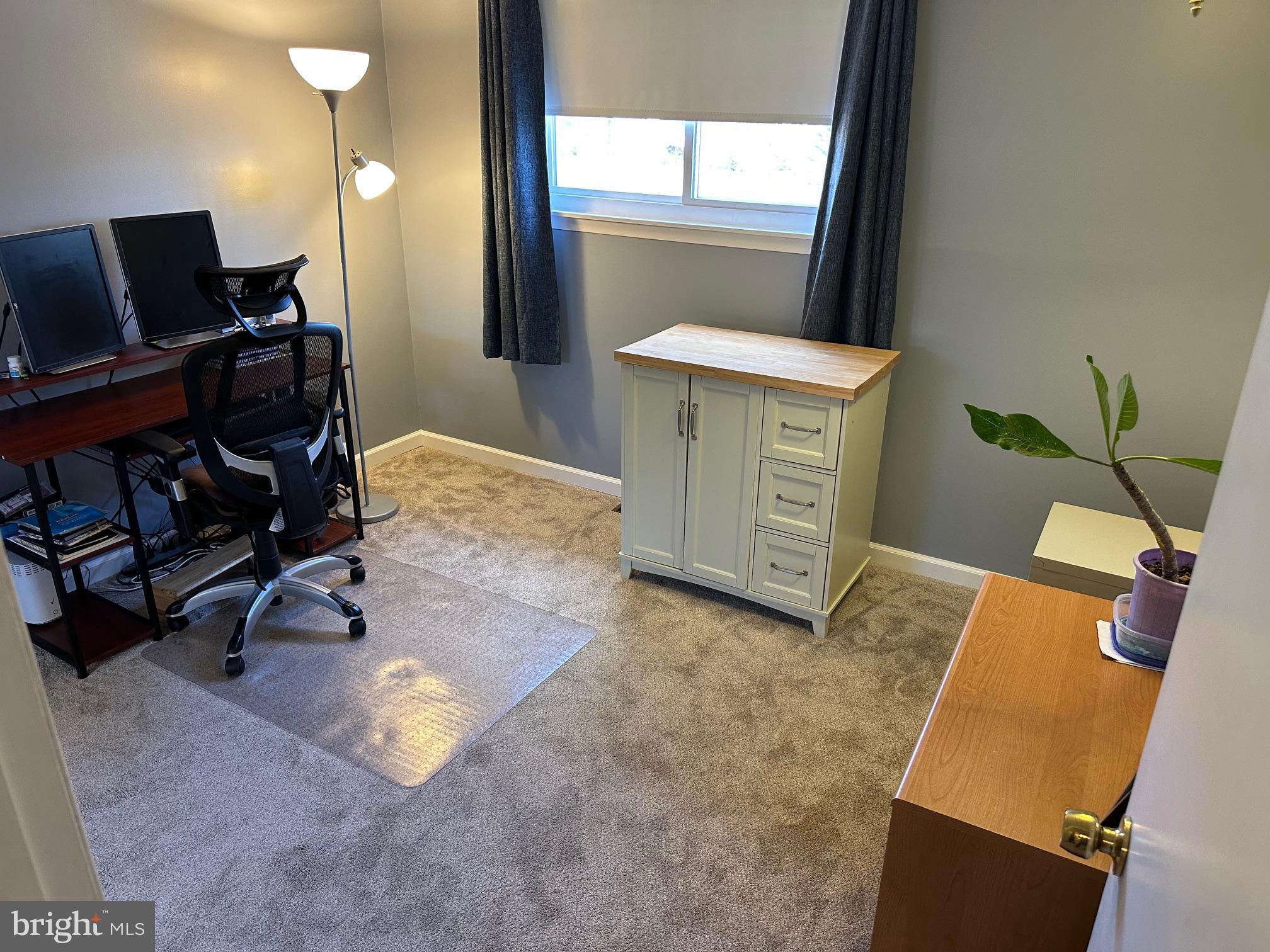 WILLOW KNOLL - Residential