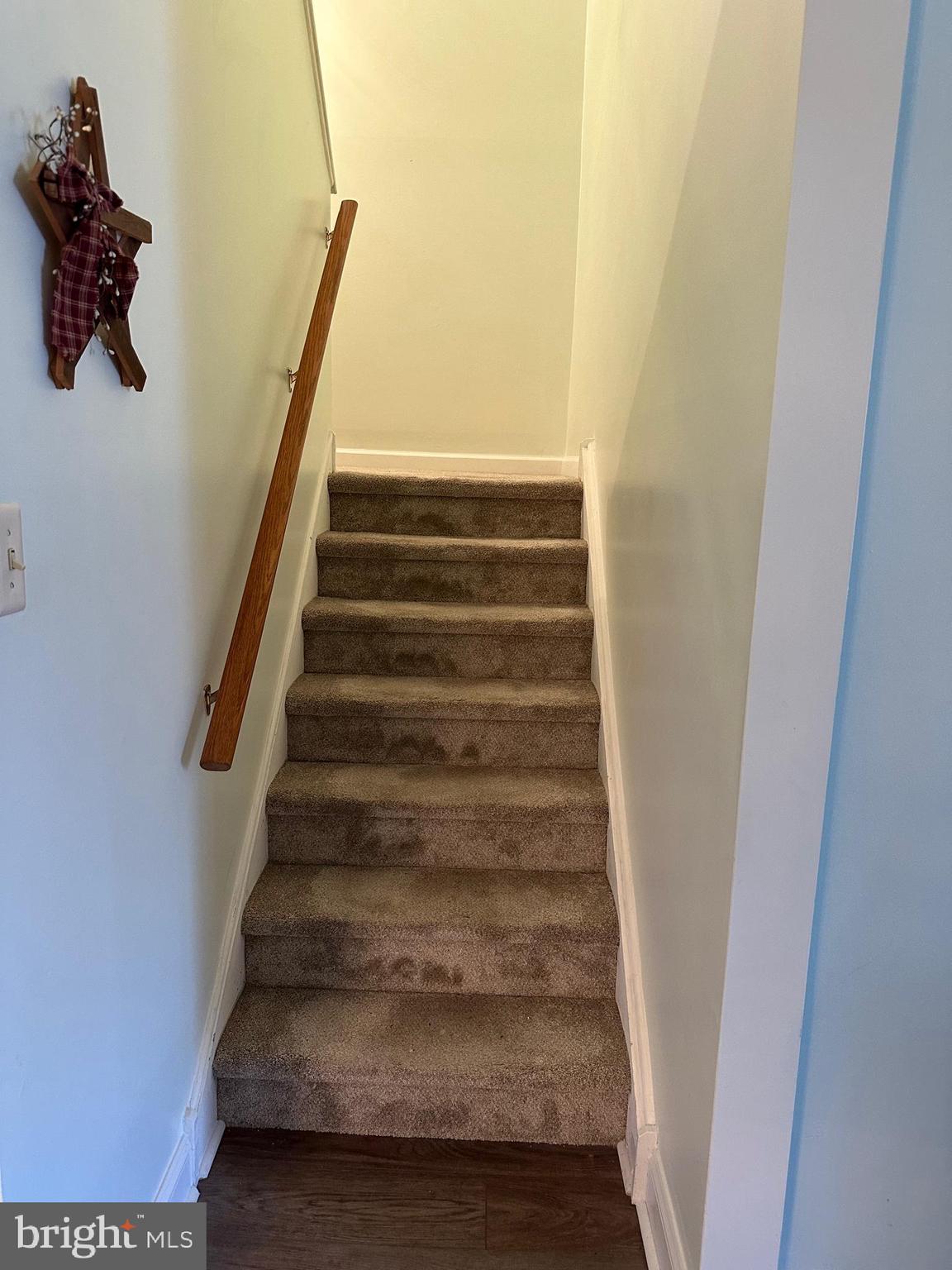 WILLOW KNOLL - Residential