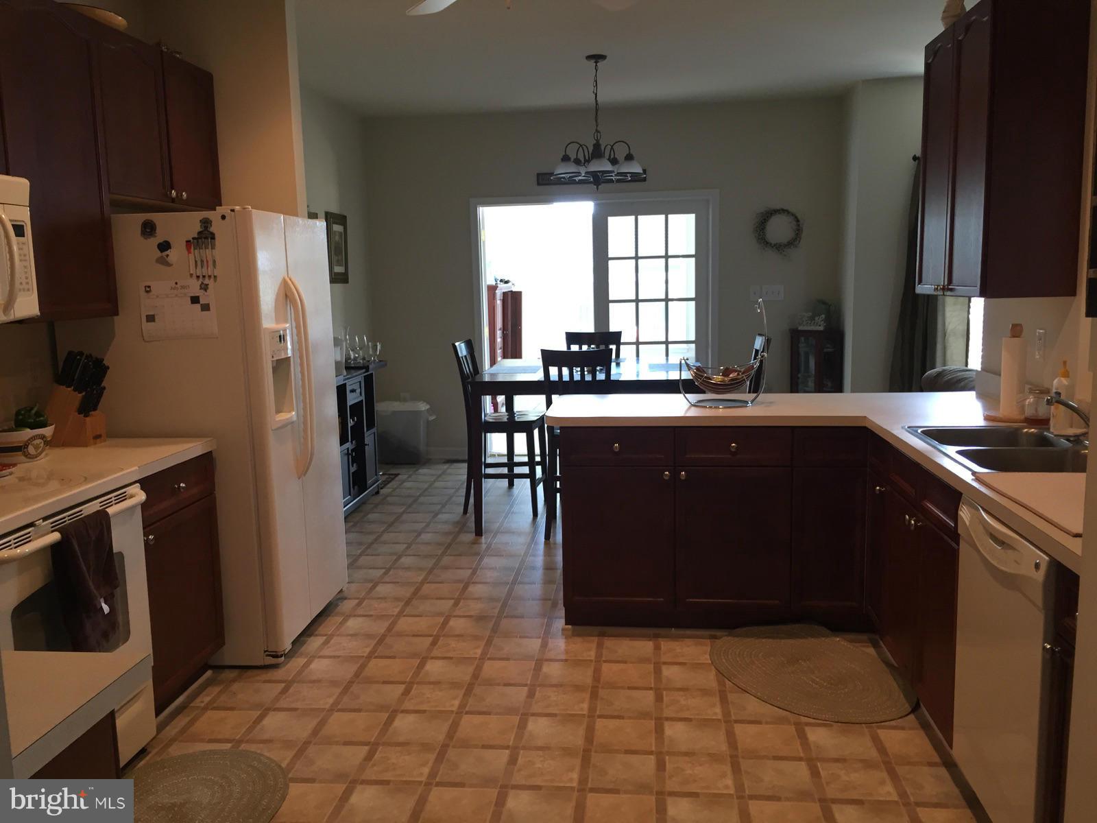 BENTWOOD ESTATES - Residential