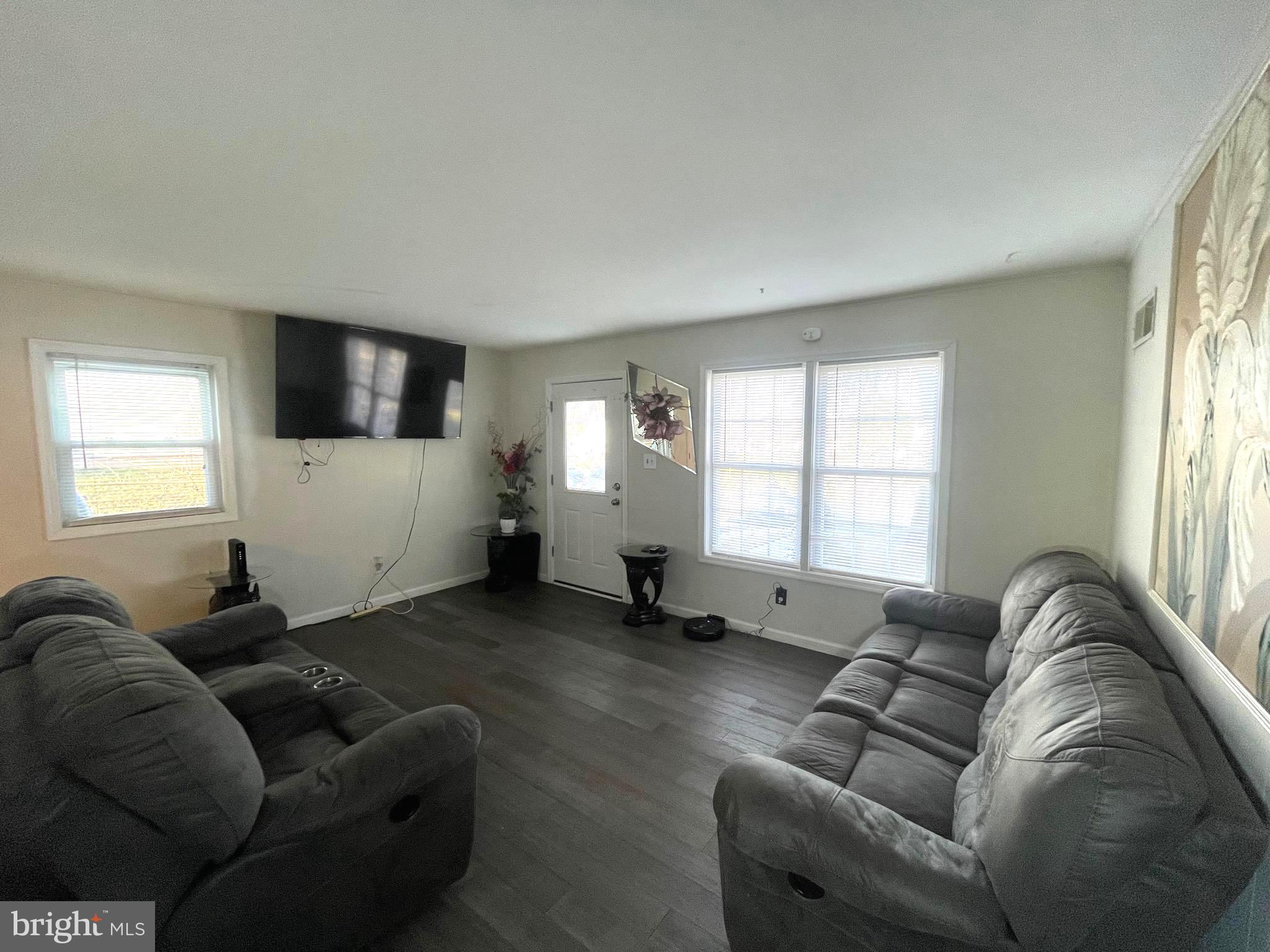 MANASSAS PARK - Residential