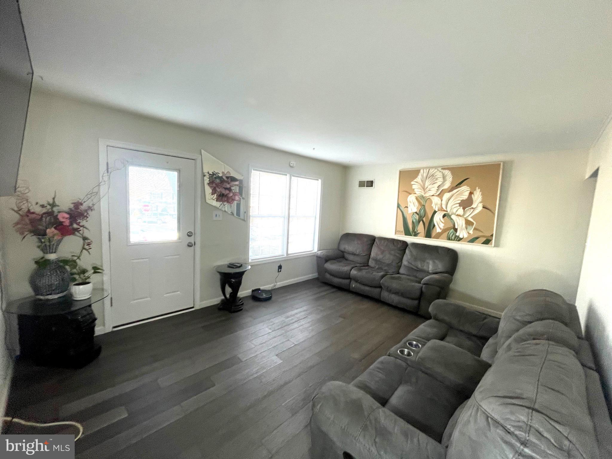 MANASSAS PARK - Residential