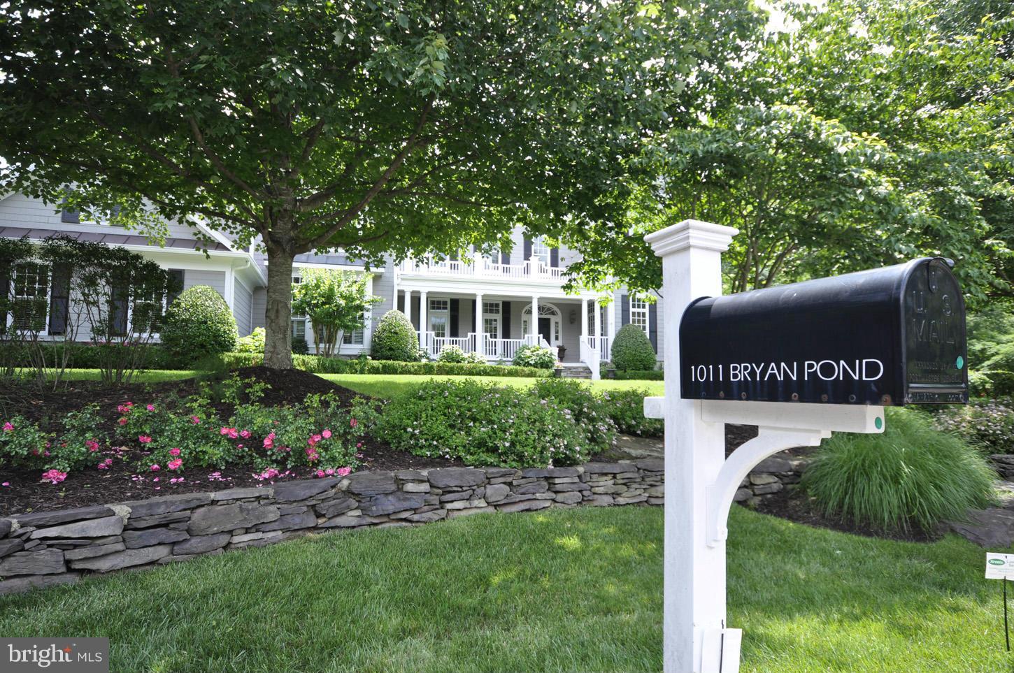 BRYAN POND - Residential