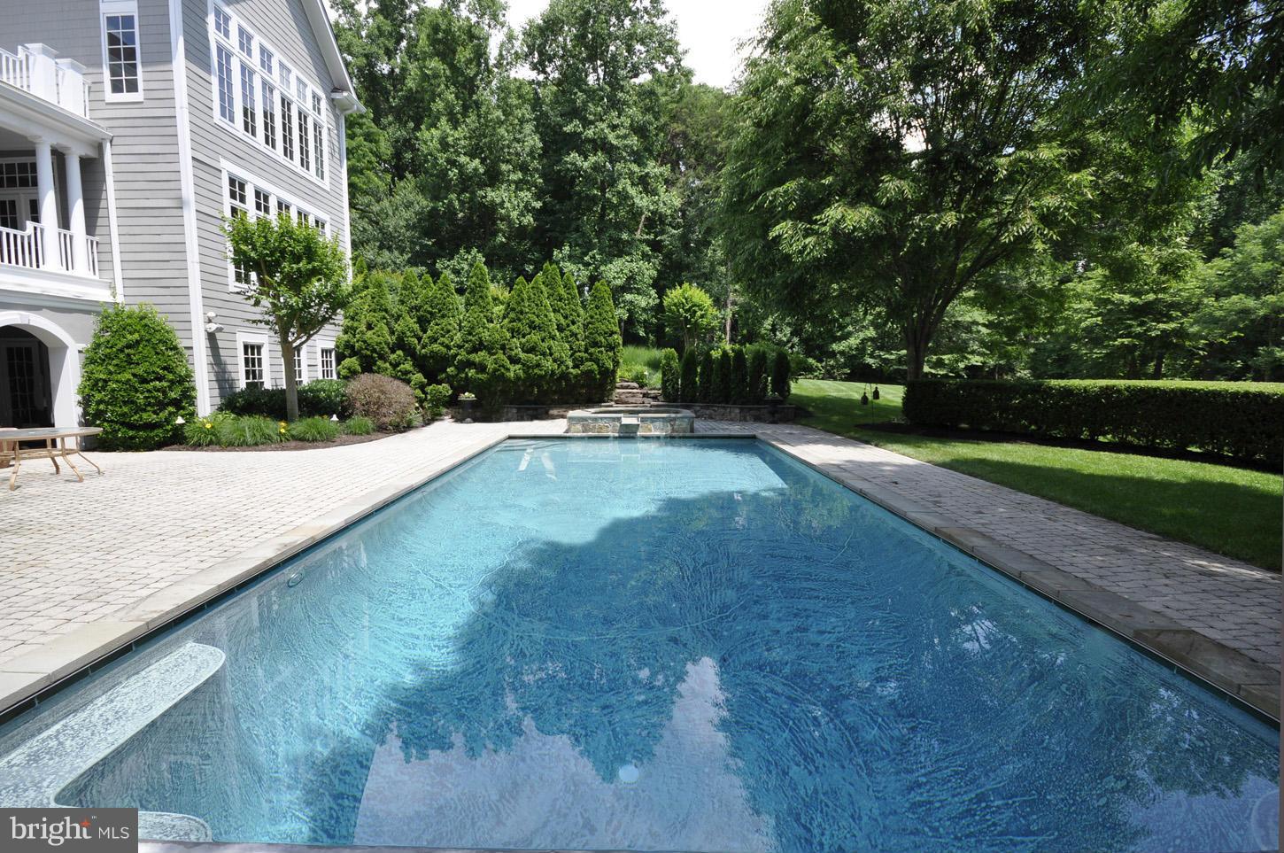 BRYAN POND - Residential