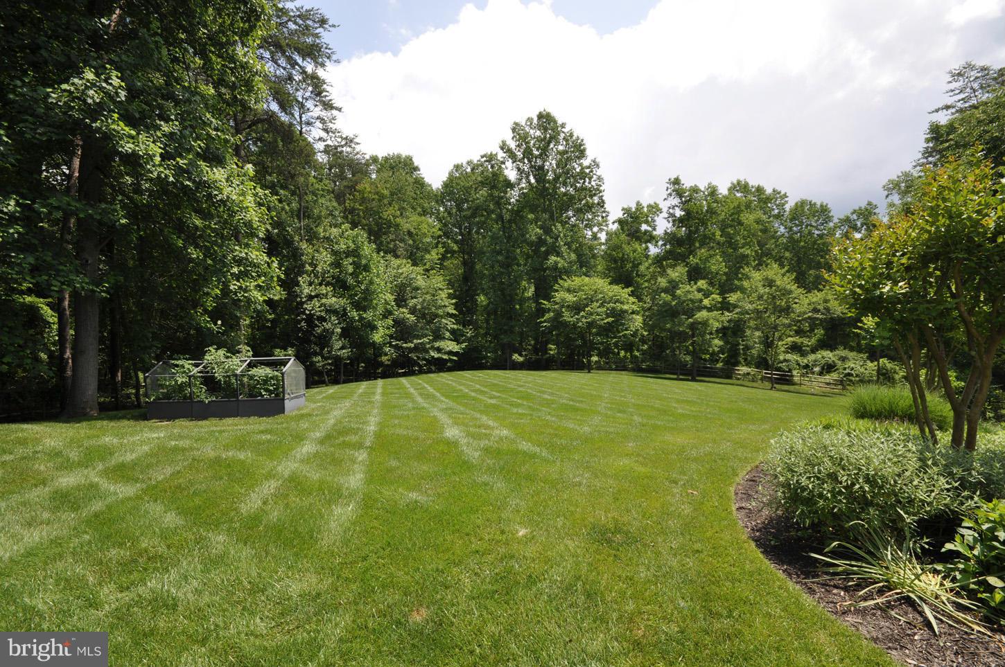 BRYAN POND - Residential