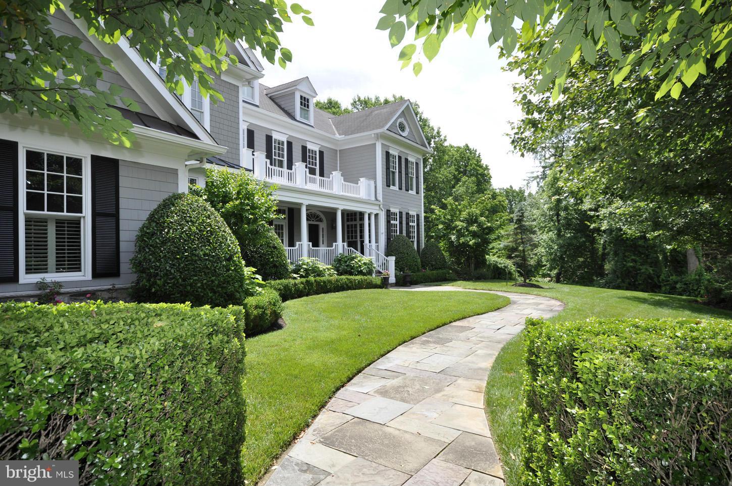 BRYAN POND - Residential