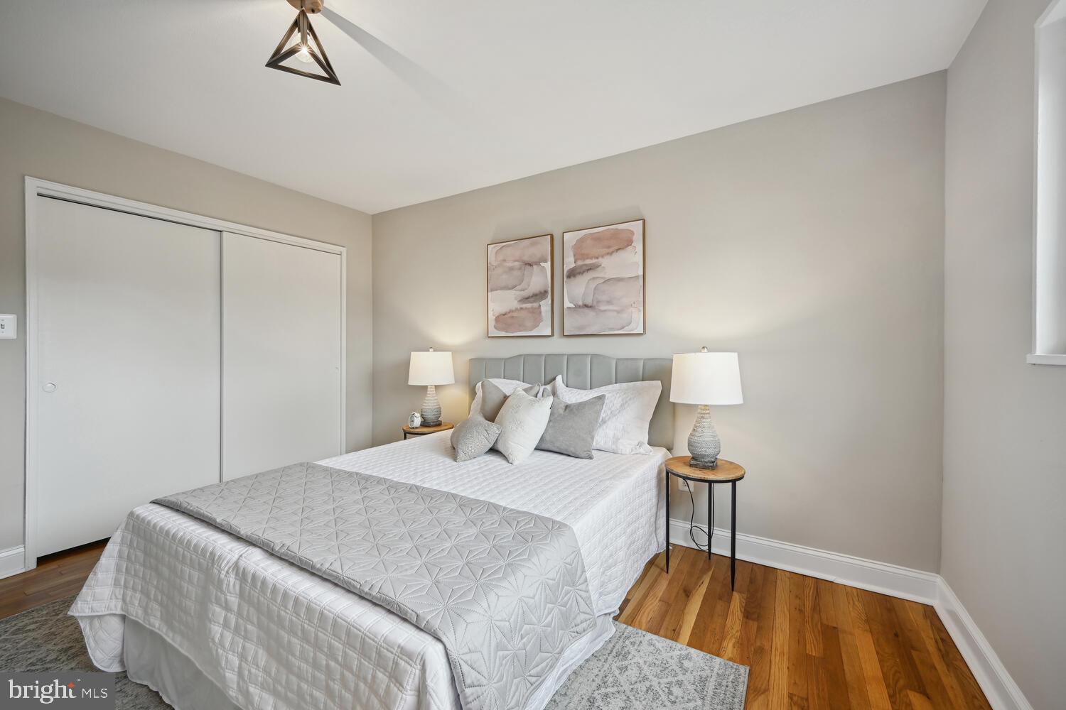 GLEN MANOR - Residential