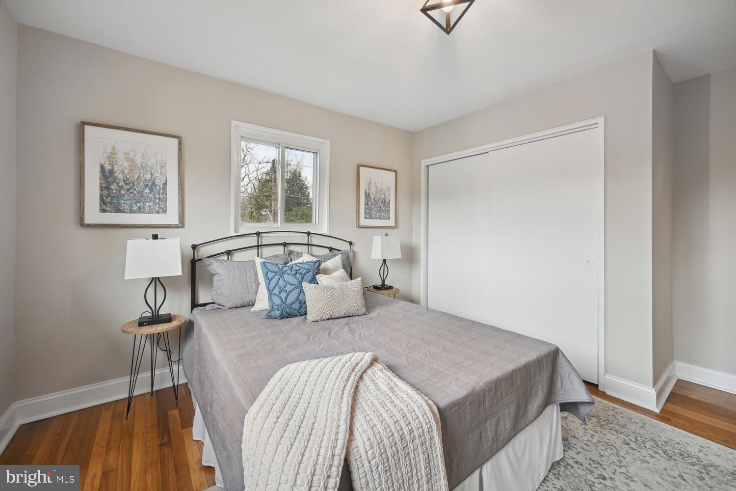 GLEN MANOR - Residential