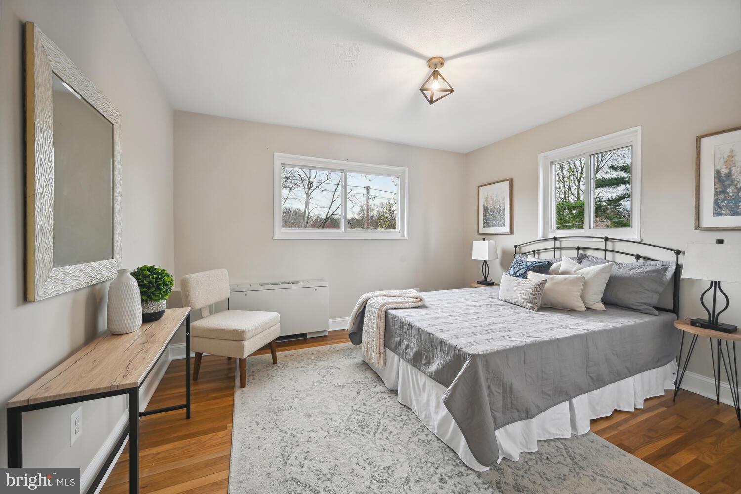 GLEN MANOR - Residential