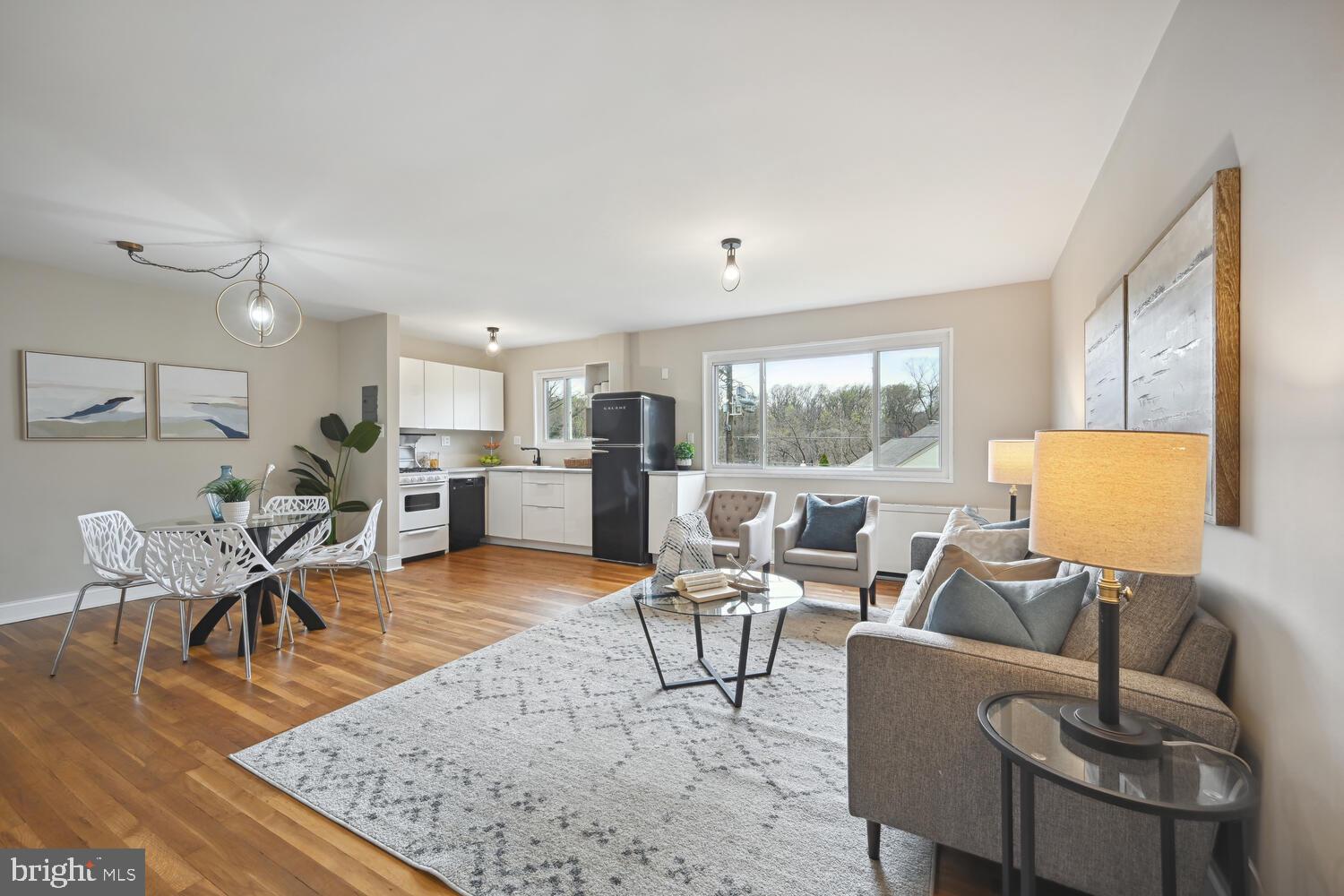 GLEN MANOR - Residential