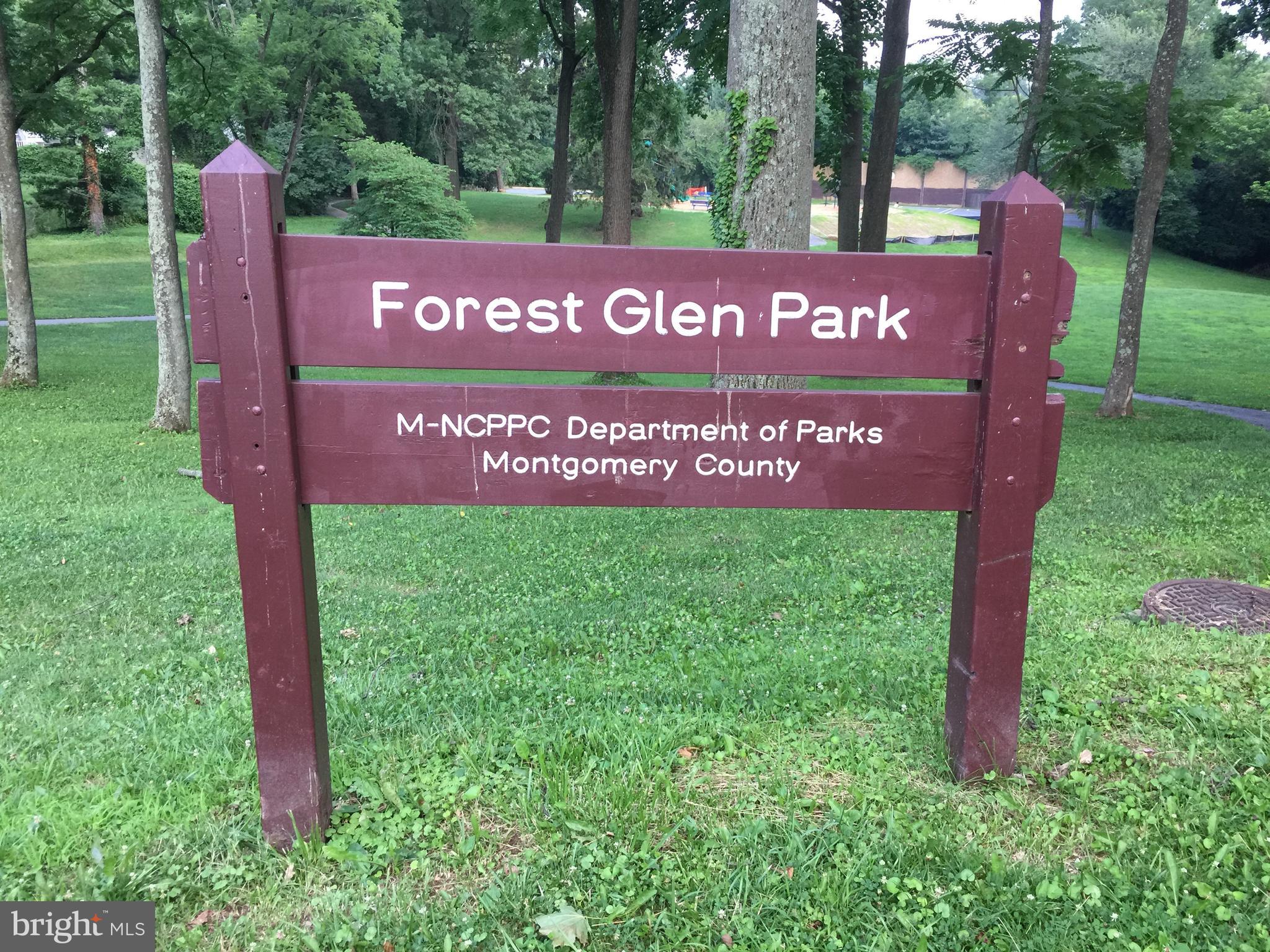 GLEN MANOR - Residential