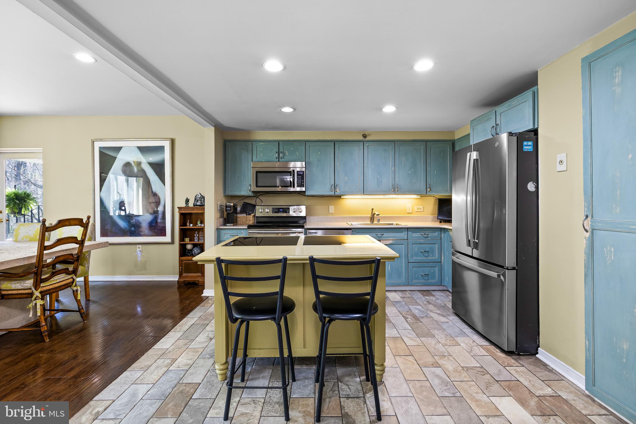 THE RISTEAU - Residential