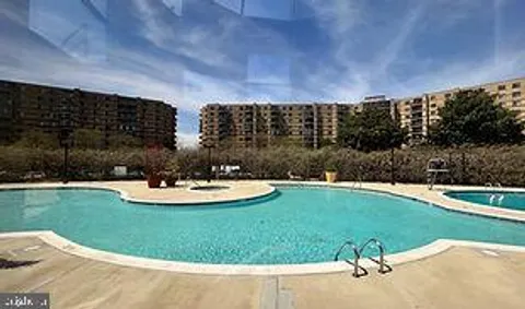 8370 Greensboro Drive Unit 203, McLean, VA 22102 - MLS#: VAFX2221904