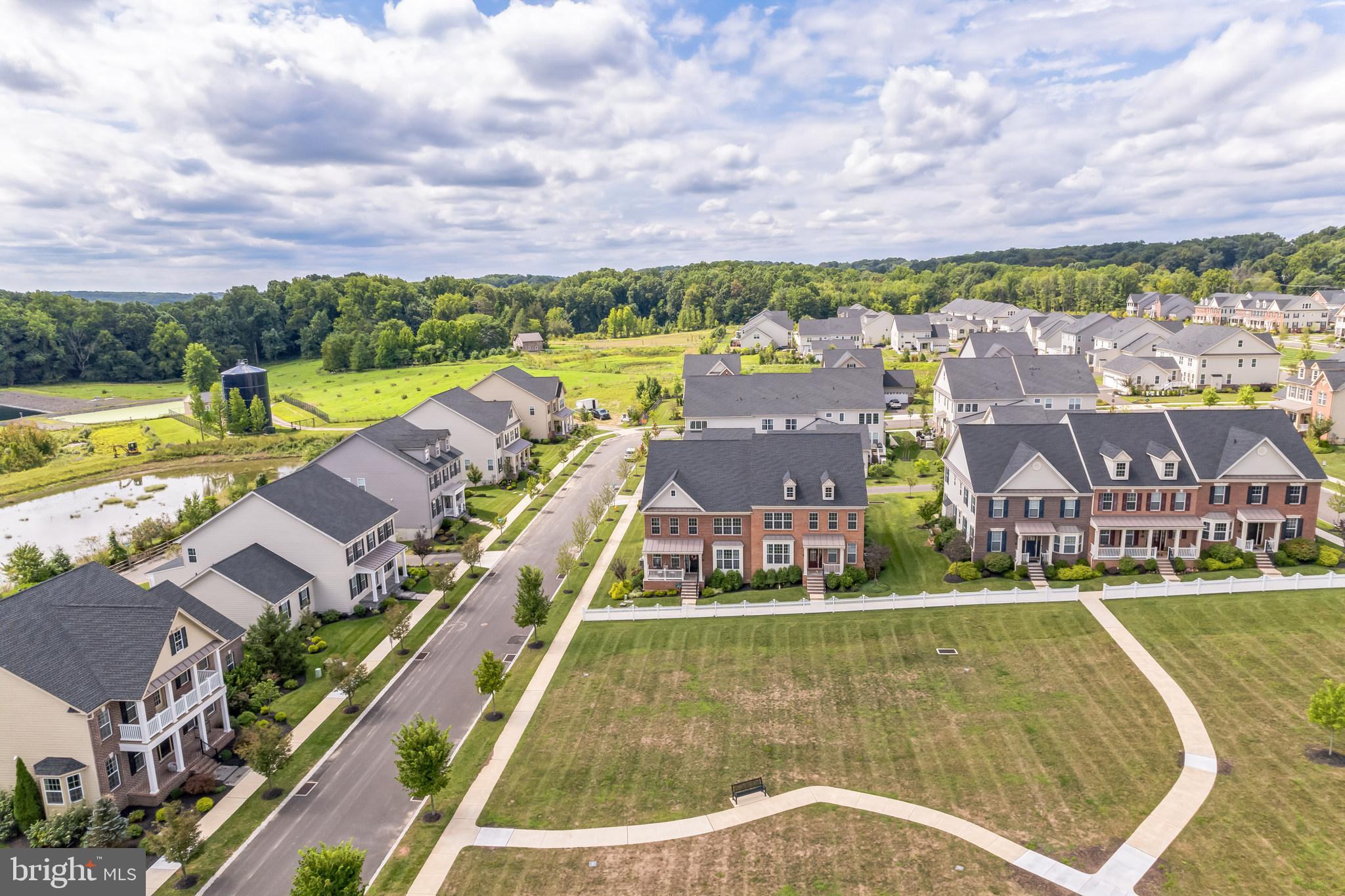 FENTONS CORNER - Residential