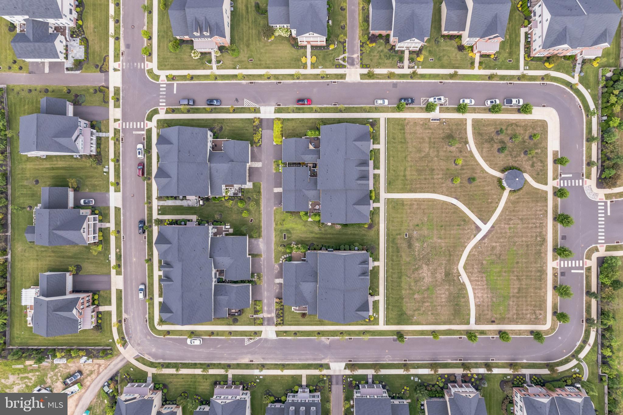 FENTONS CORNER - Residential