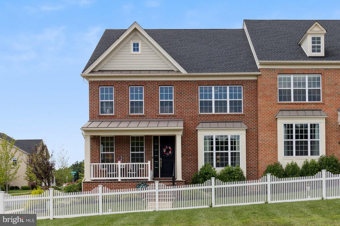 FENTONS CORNER - Residential