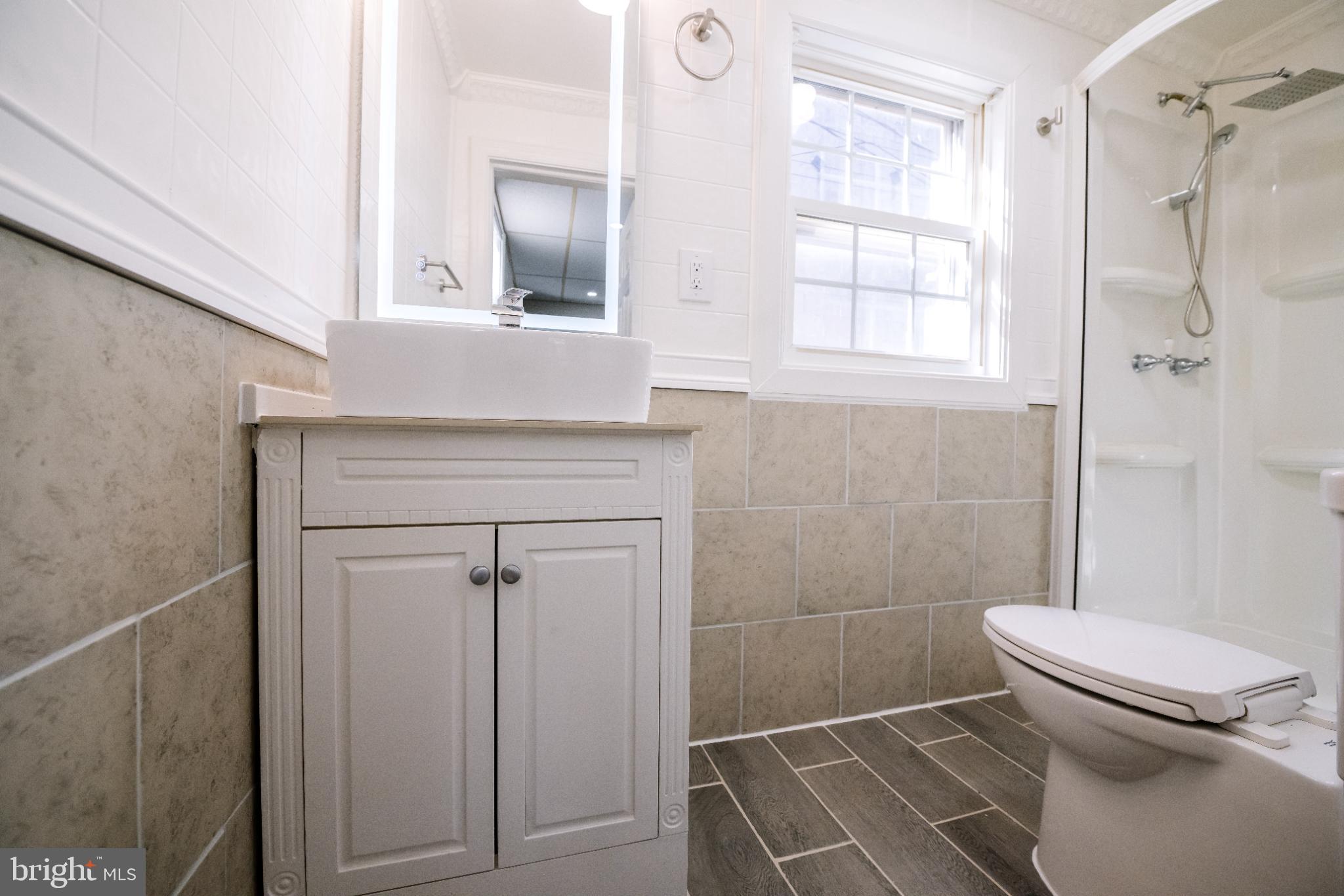 HIGHLANDTOWN - Residential