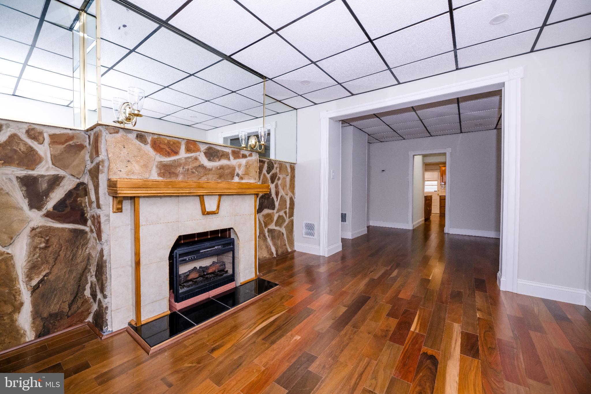 HIGHLANDTOWN - Residential