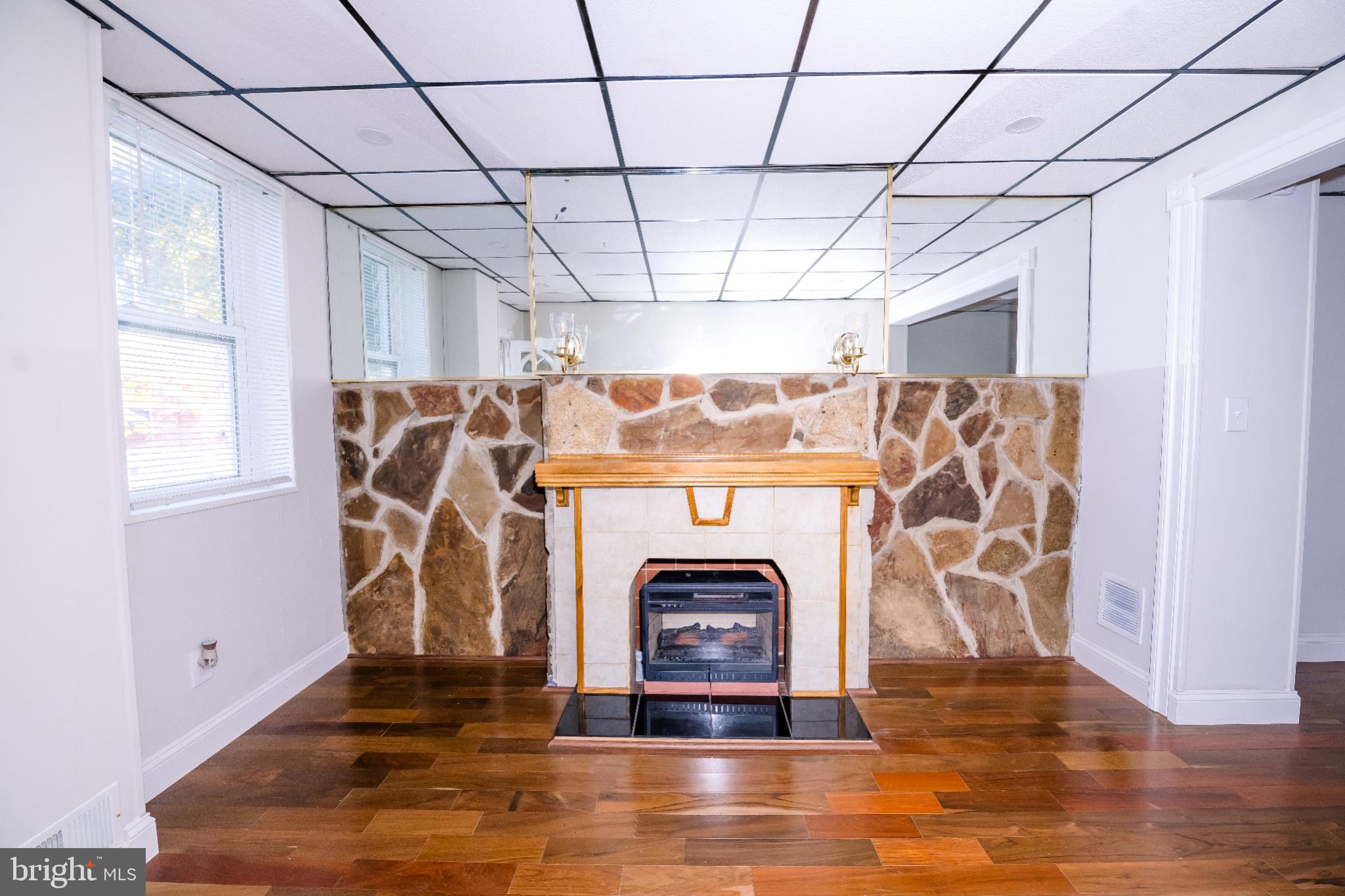 HIGHLANDTOWN - Residential