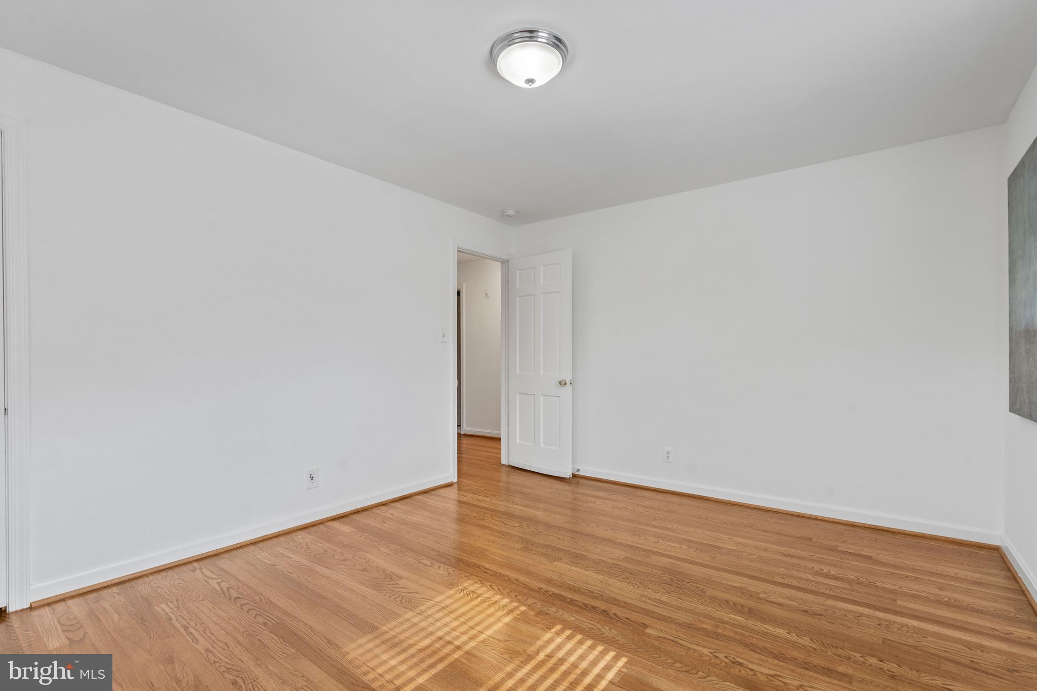 GOLF CLUB MANOR - Residential