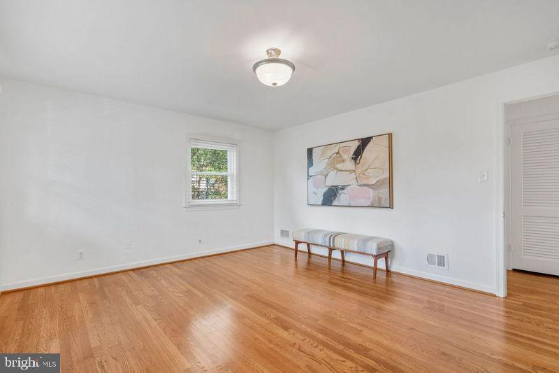 GOLF CLUB MANOR - Residential