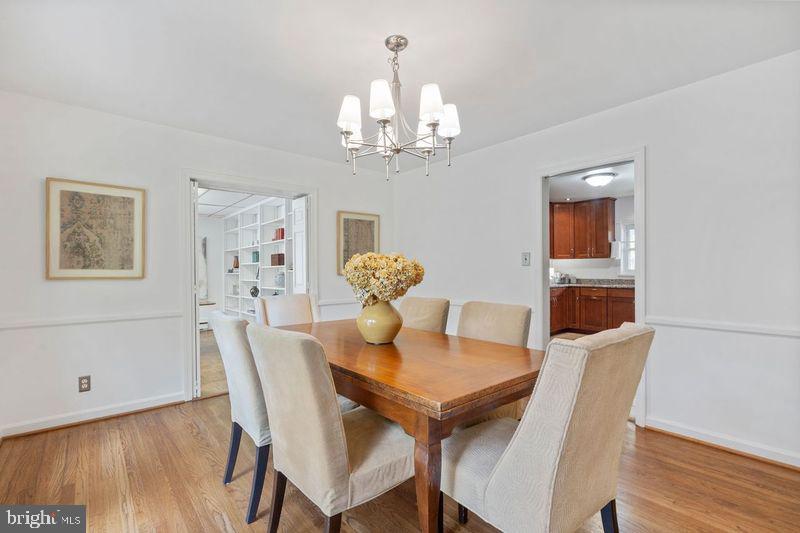 GOLF CLUB MANOR - Residential