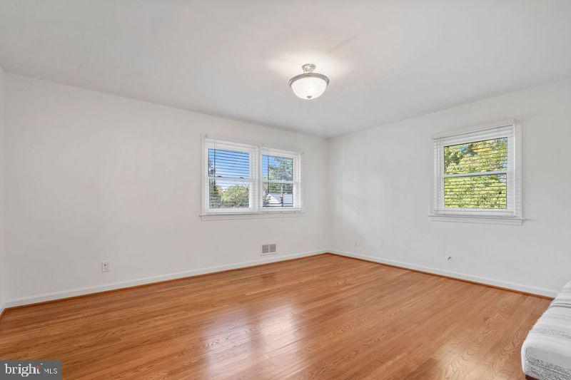 GOLF CLUB MANOR - Residential