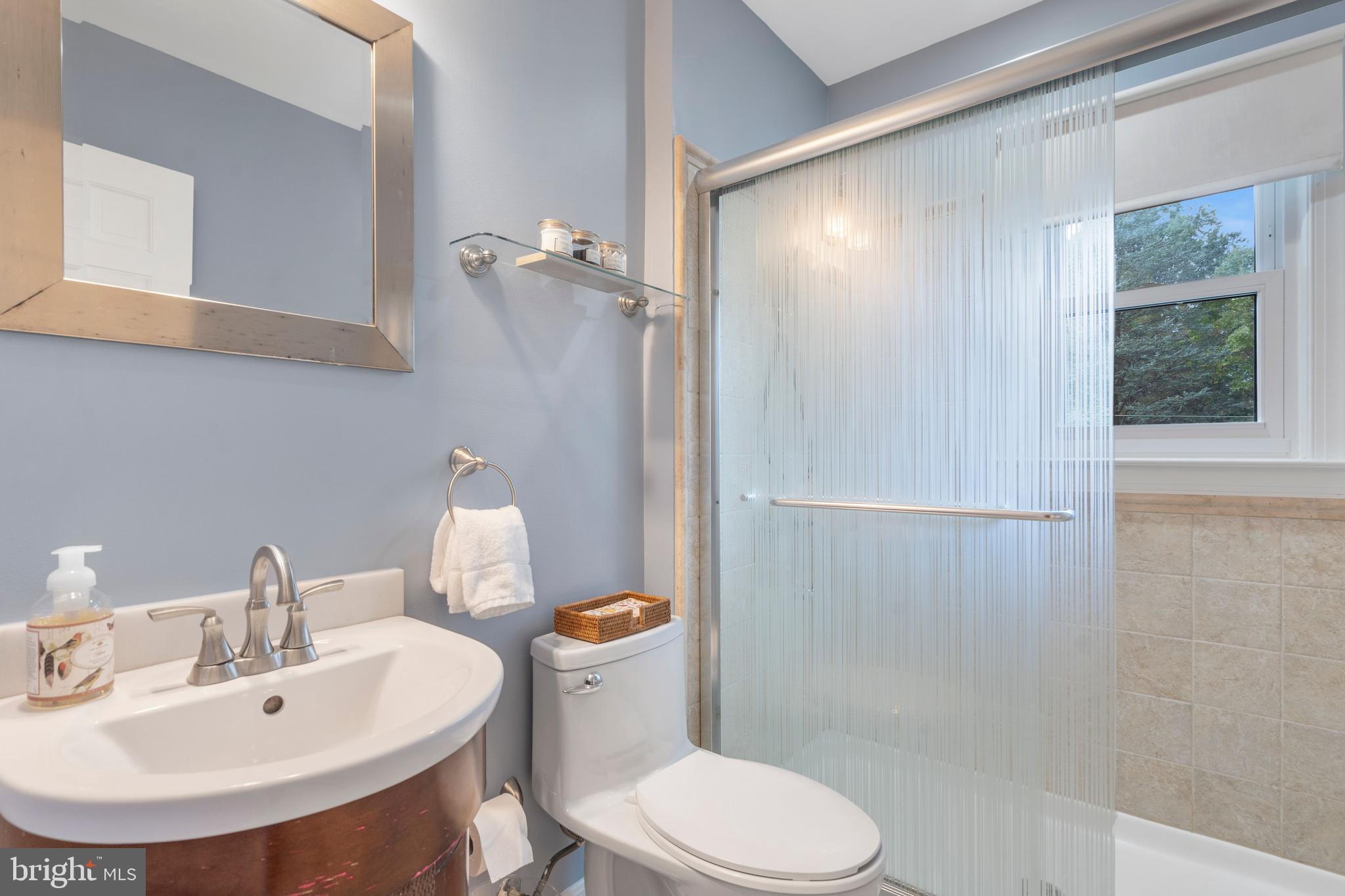 GOLF CLUB MANOR - Residential