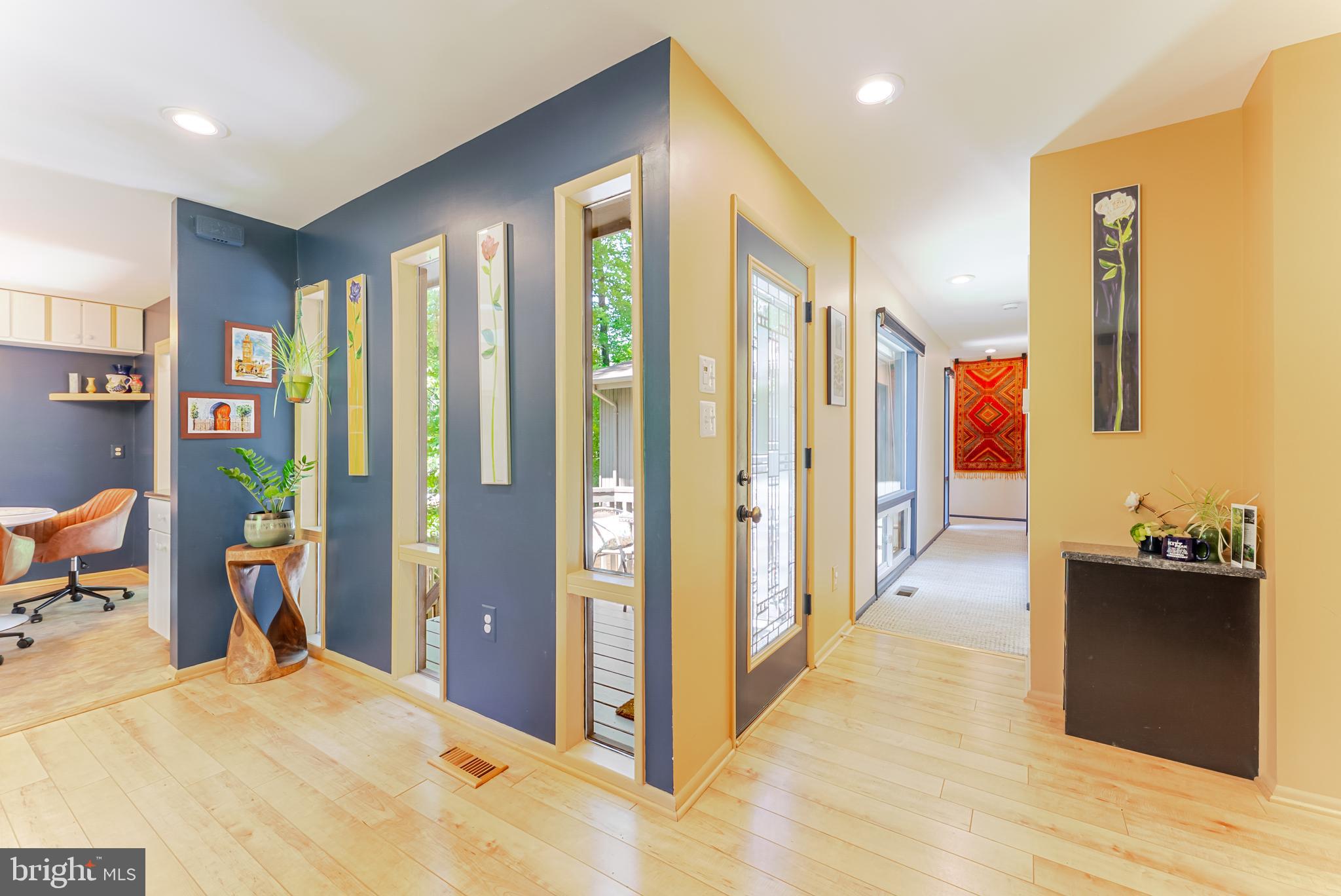 4221 ELIZABETH LANE