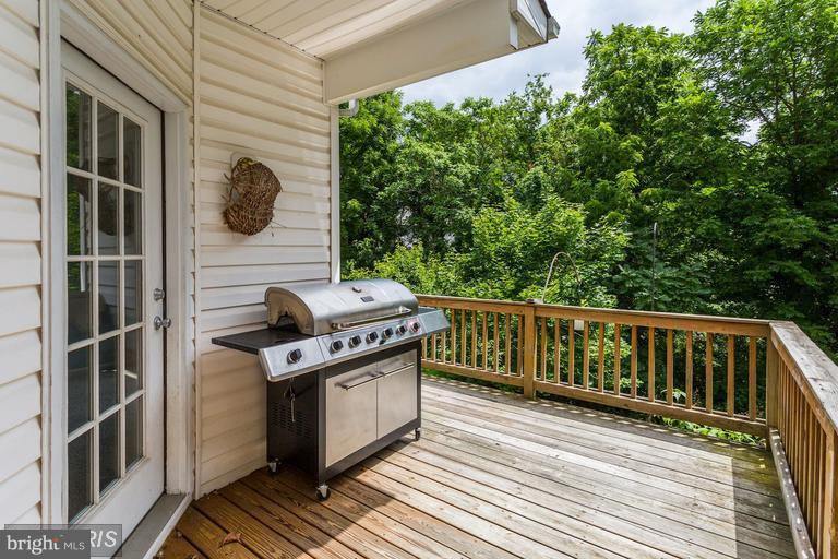 RIVER HILL - Residential Lease