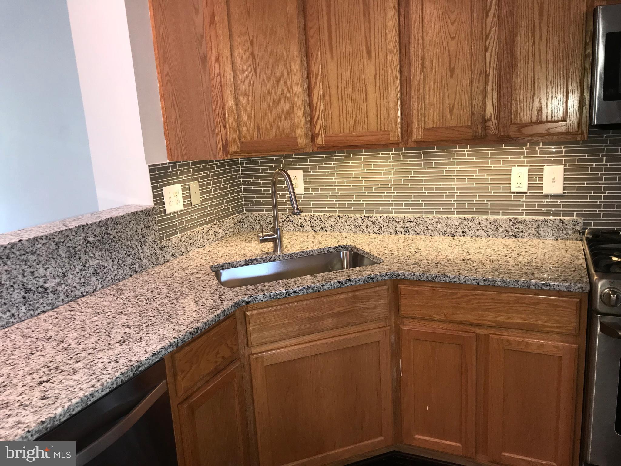 RIVER HILL - Residential Lease