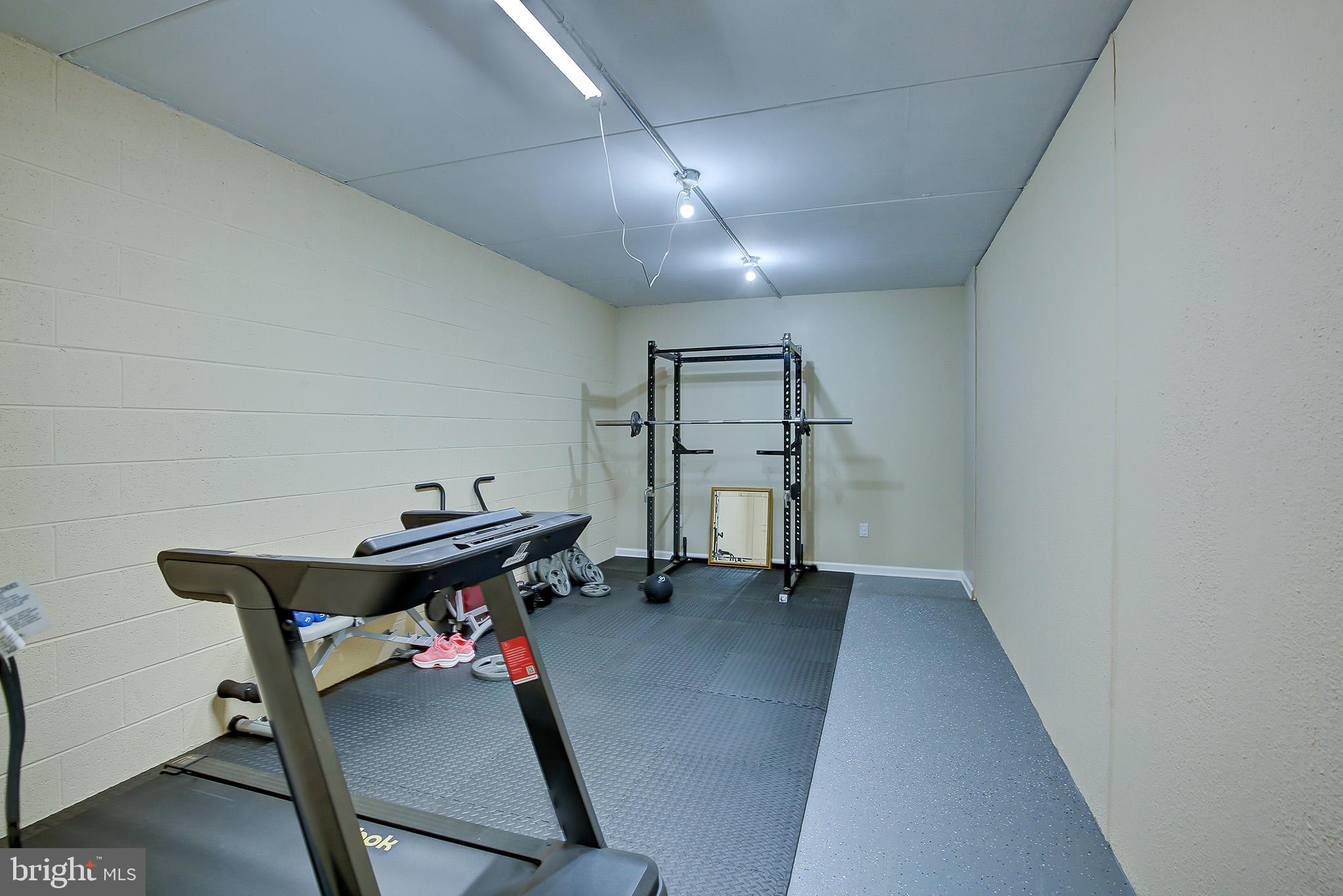 STONY POINTE - Residential