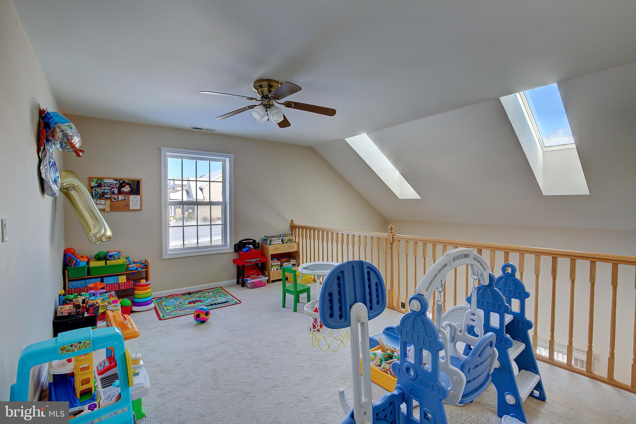 STONY POINTE - Residential