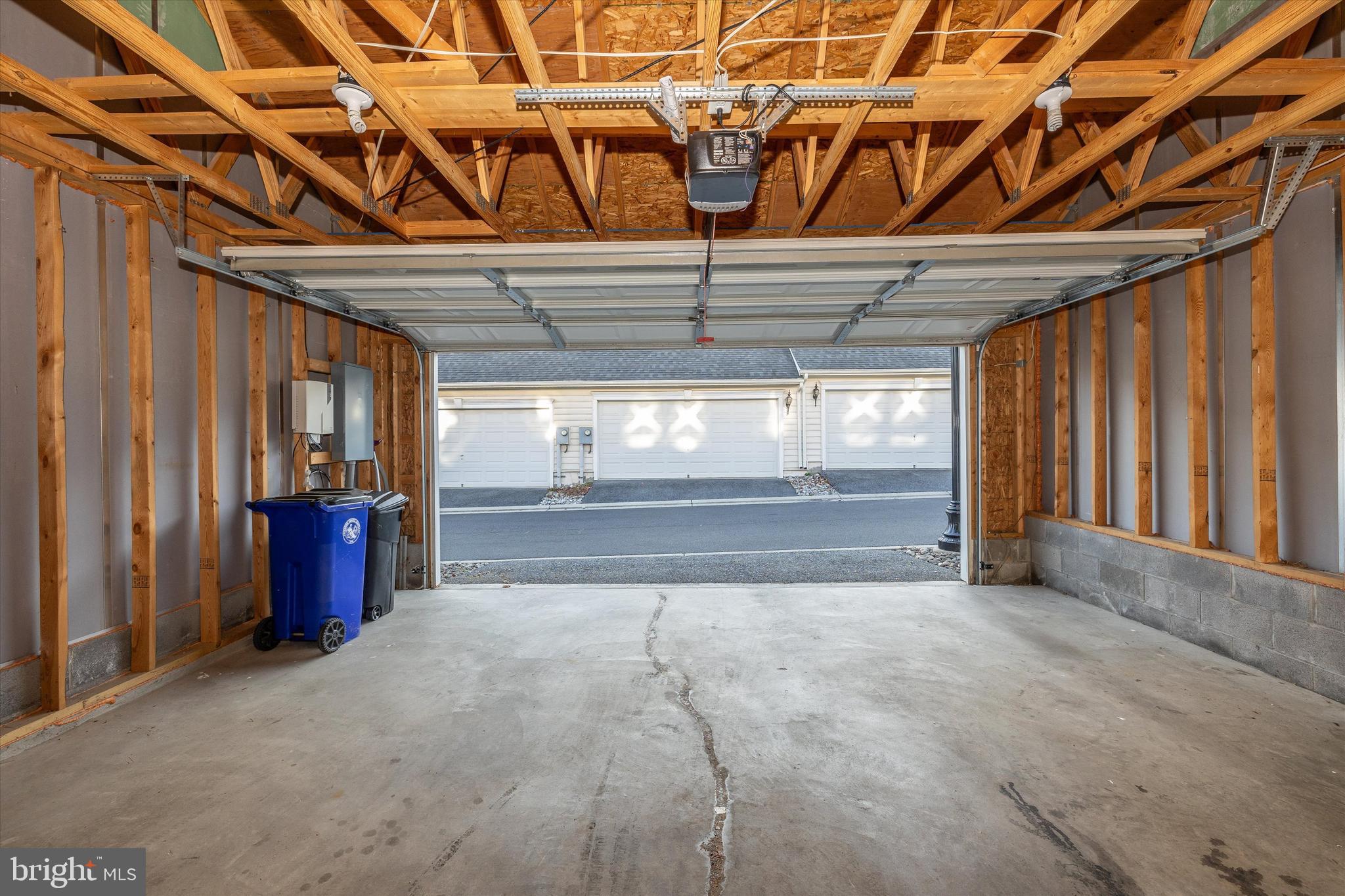 MARKET SQUARE - Residential