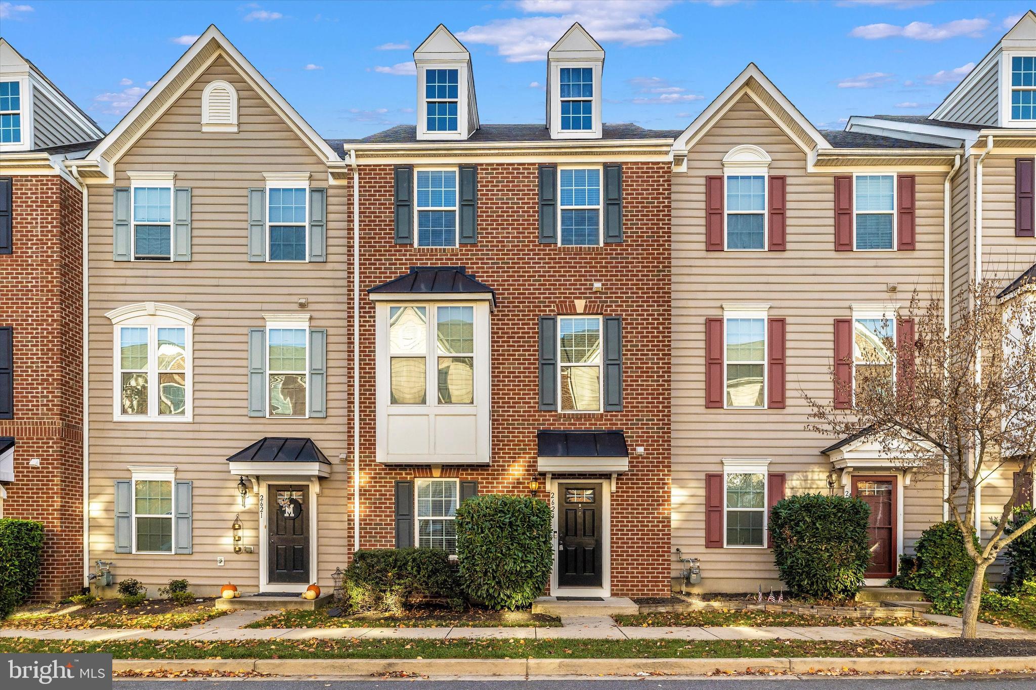 MARKET SQUARE - Residential